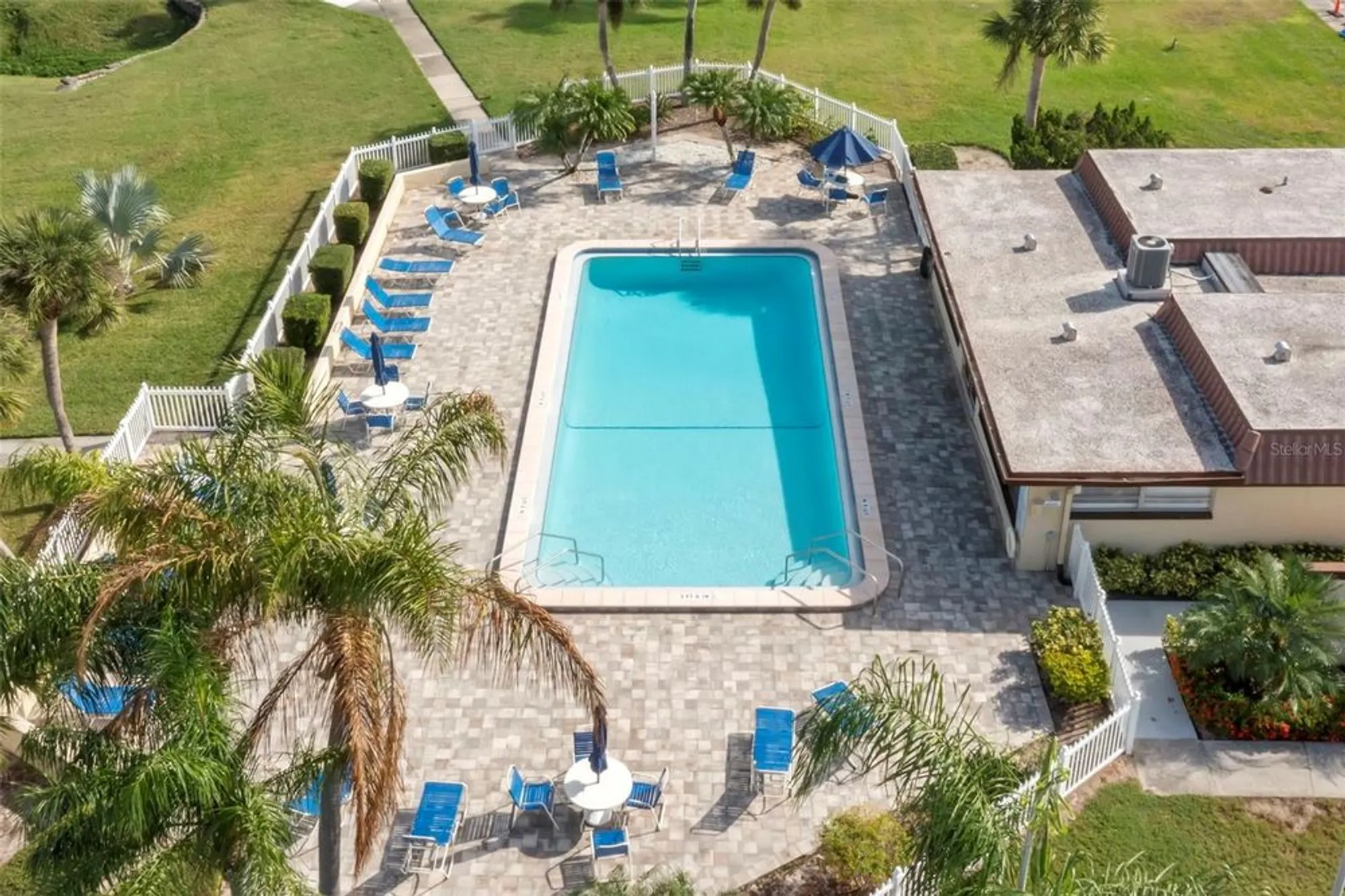 Property Slideshow image 34 of 39 | 1701 pinehurst rd 10f, Dunedin, FL, 34698