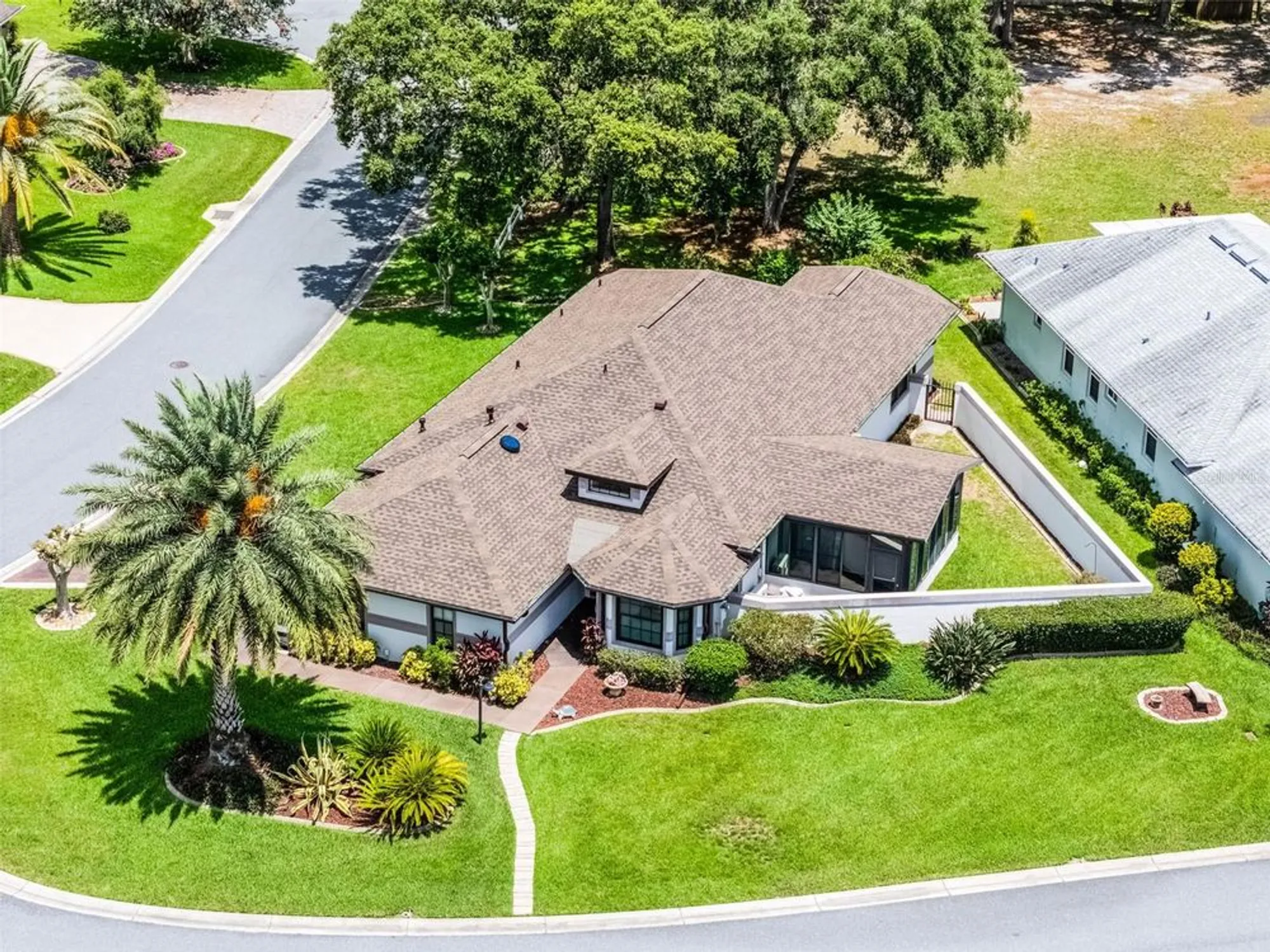 Property Slideshow image 2 of 52 | 21850 tartan st, Leesburg, FL, 34748