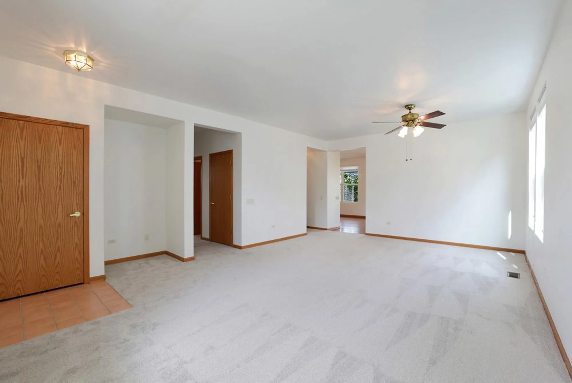 Property Slideshow image 7 of 43 | 12250 songbird ln, Huntley, IL, 60142