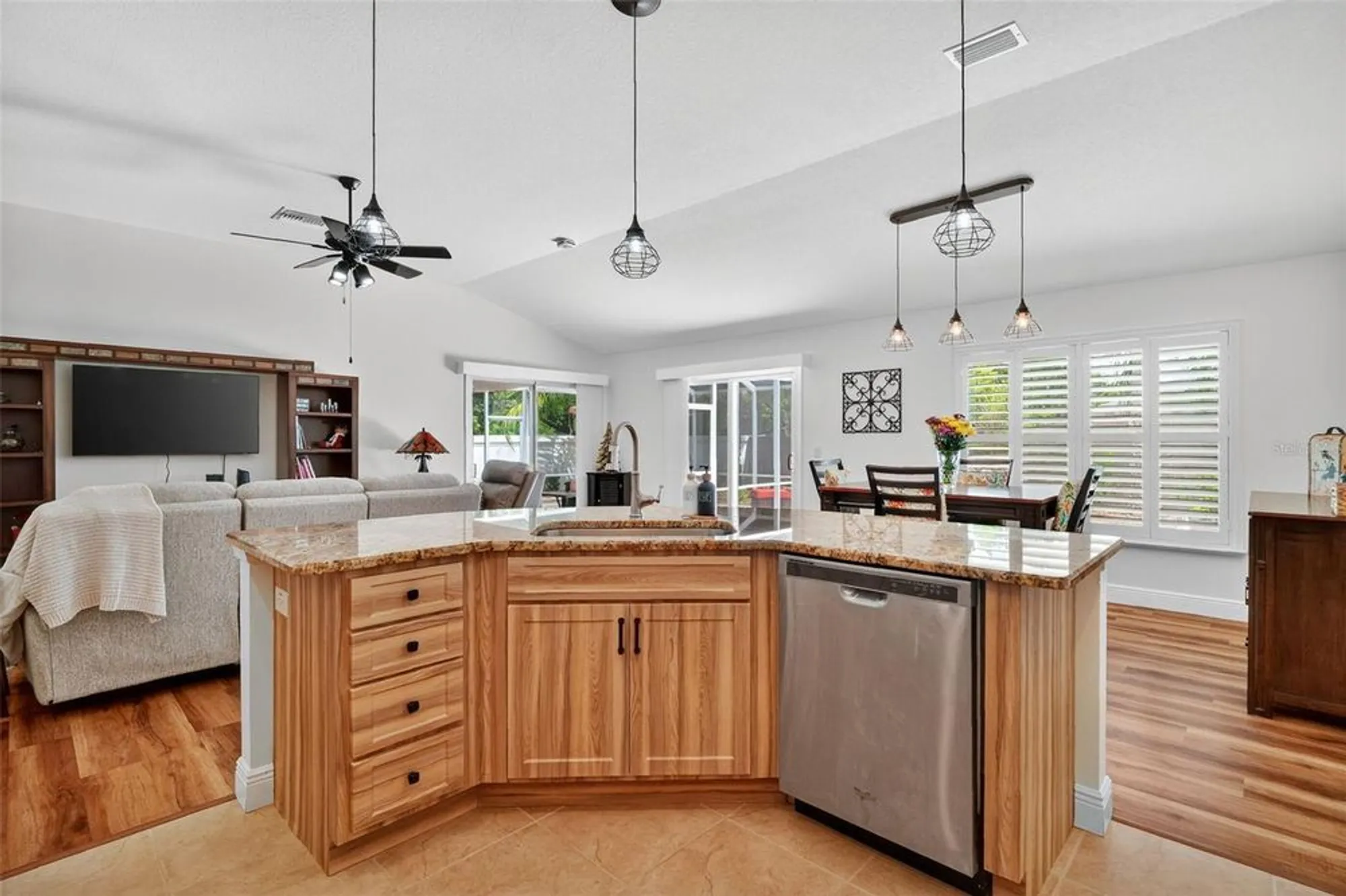 Property Slideshow image 14 of 25 | 845 vasquez ave, The Villages, FL, 32163