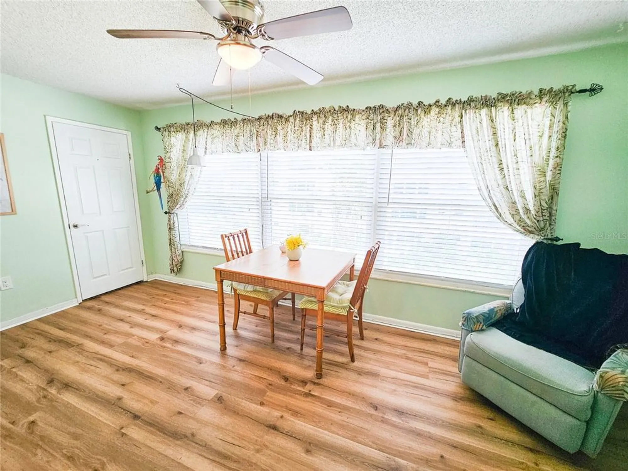 Property Slideshow image 9 of 35 | 2960 59th st 311, Gulfport, FL, 33707