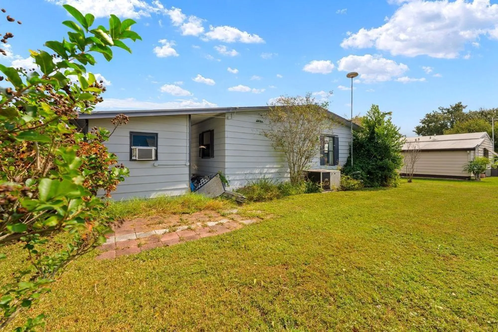 Property Slideshow image 19 of 27 | 4903 deerwood dr, Lakeland, FL, 33810