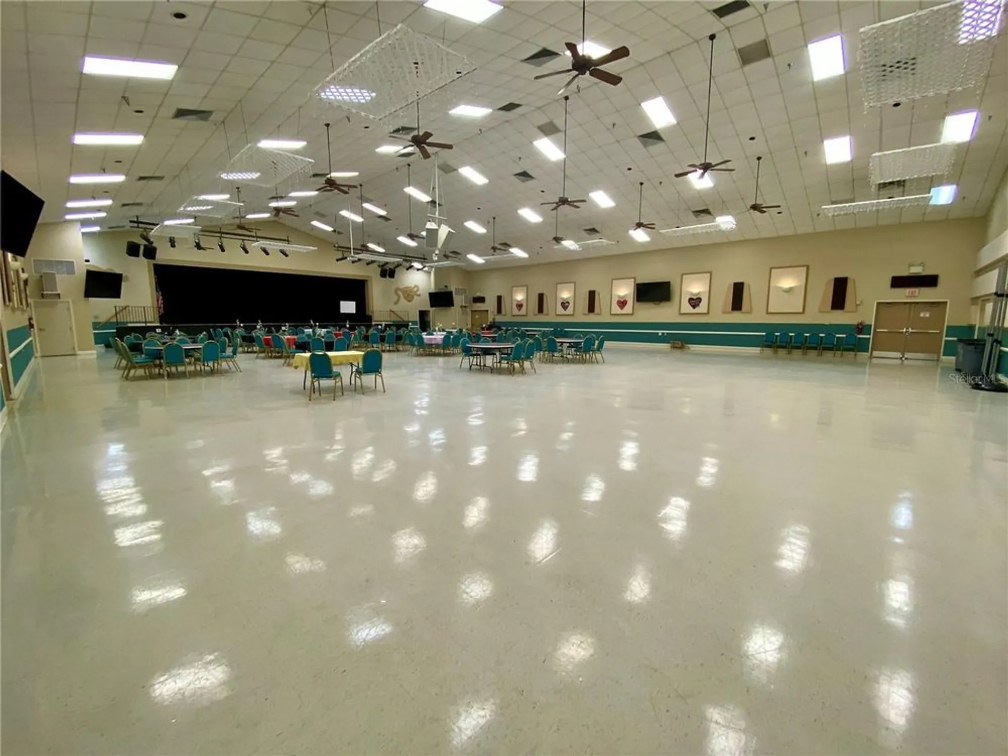 Property Slideshow image 73 of 78 | 3140 highlands blvd f, Palm Harbor, FL, 34684