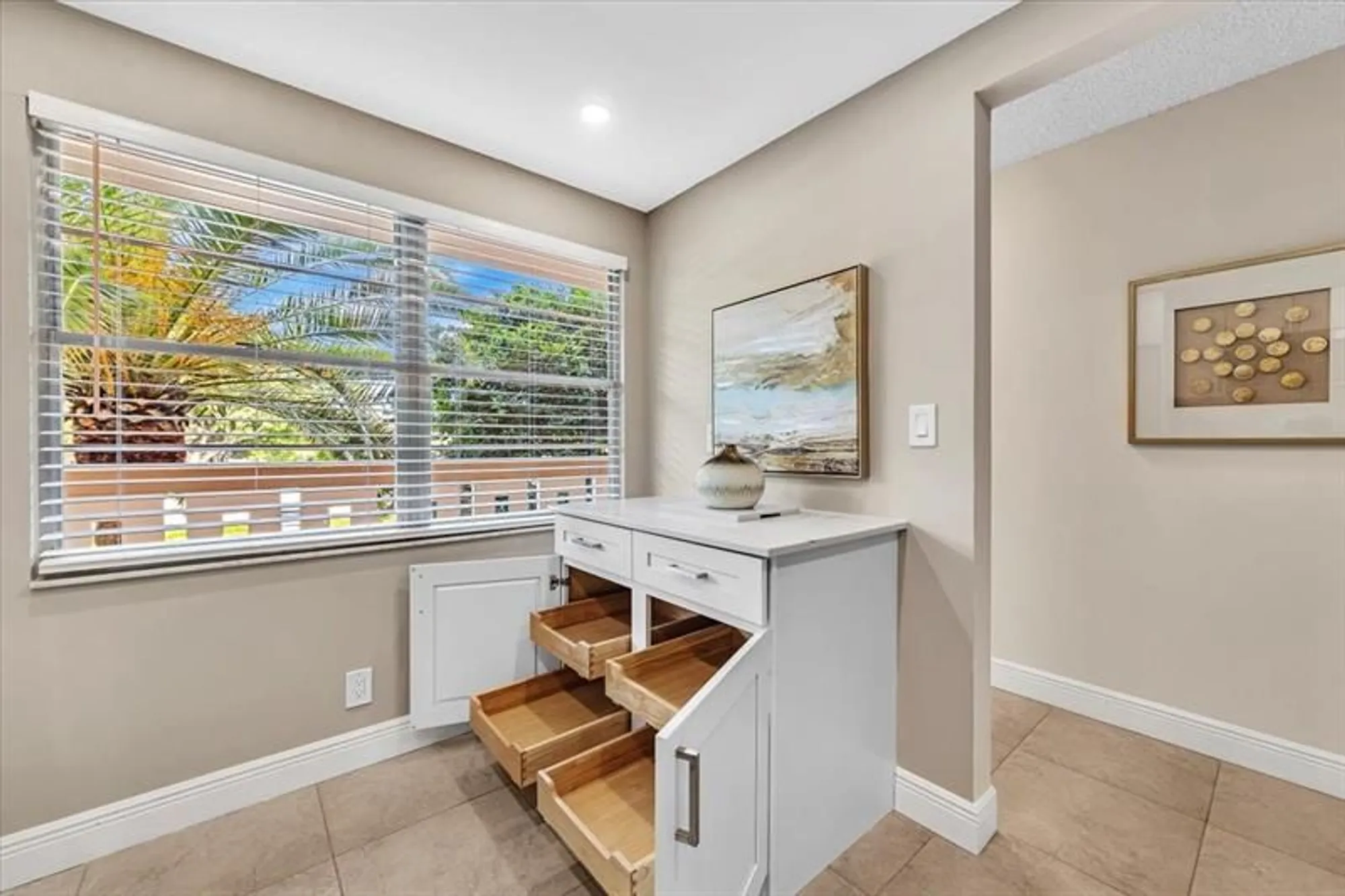 Property Slideshow image 11 of 40 | 2102 lucaya bnd k2, Coconut Creek, FL, 33066
