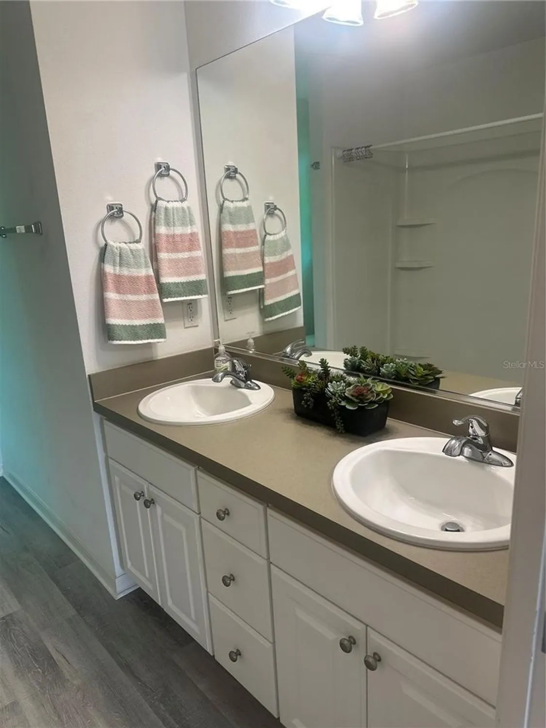 Property Slideshow image 17 of 33 | 2291 montbrook pl, The Villages, FL, 32162