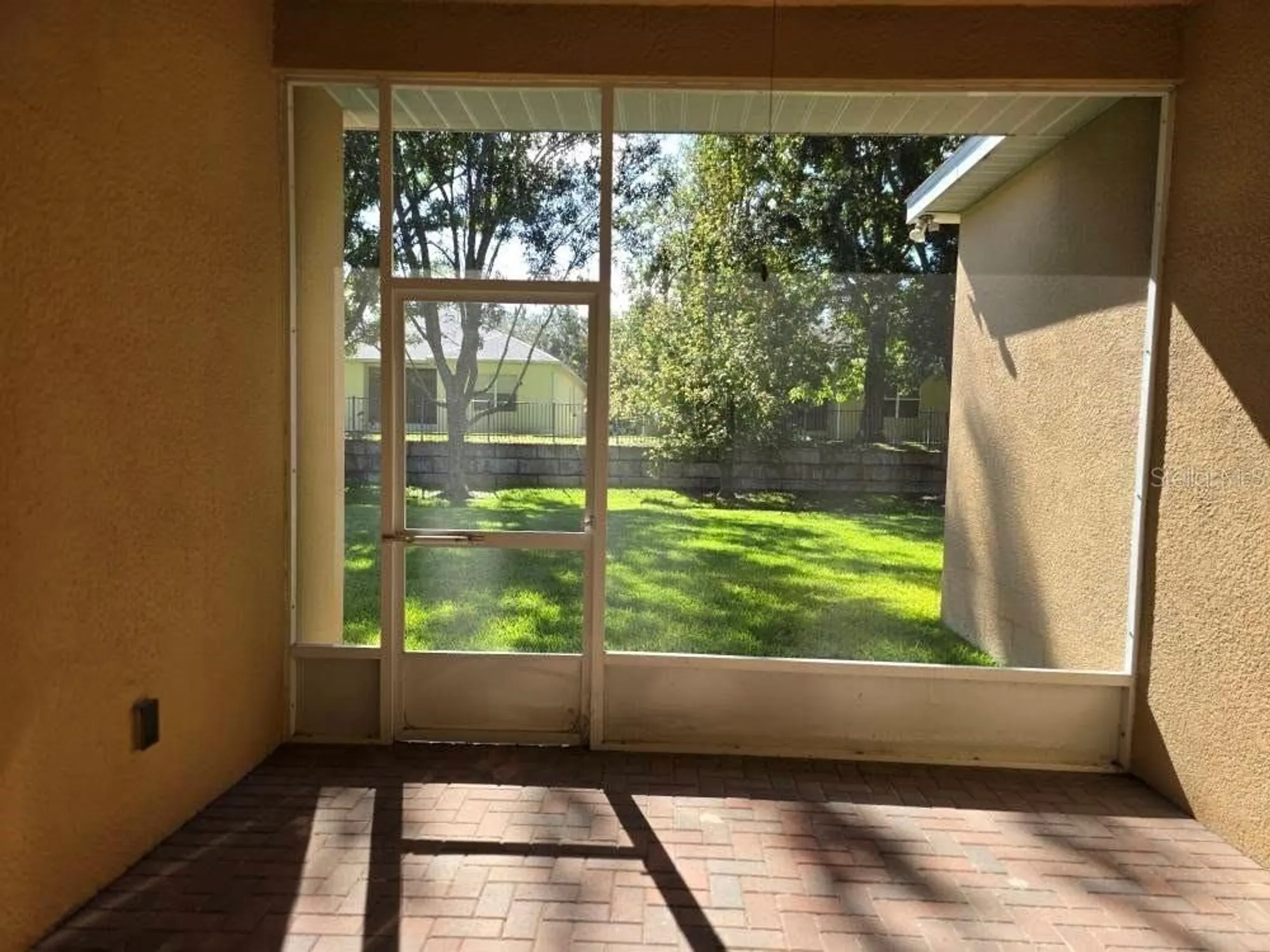 Property Slideshow image 23 of 49 | 108 crescent moon dr, Groveland, FL, 34736