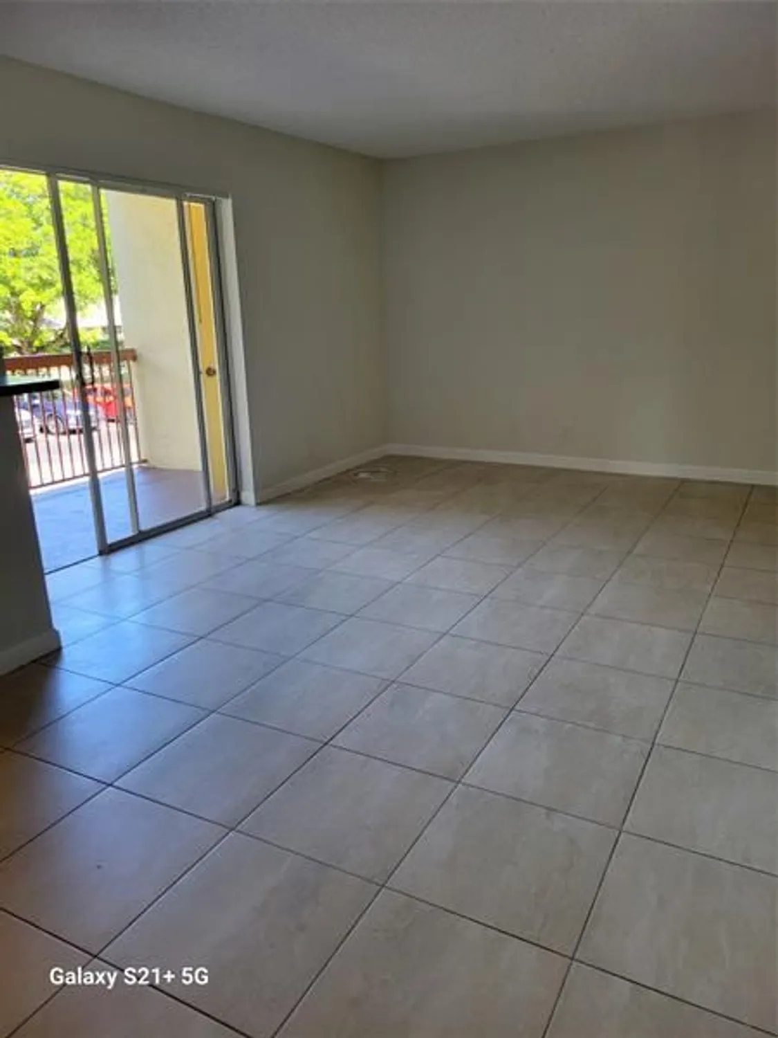 Property Slideshow image 6 of 20 | 7670 westwood dr 714, Tamarac, FL, 33321