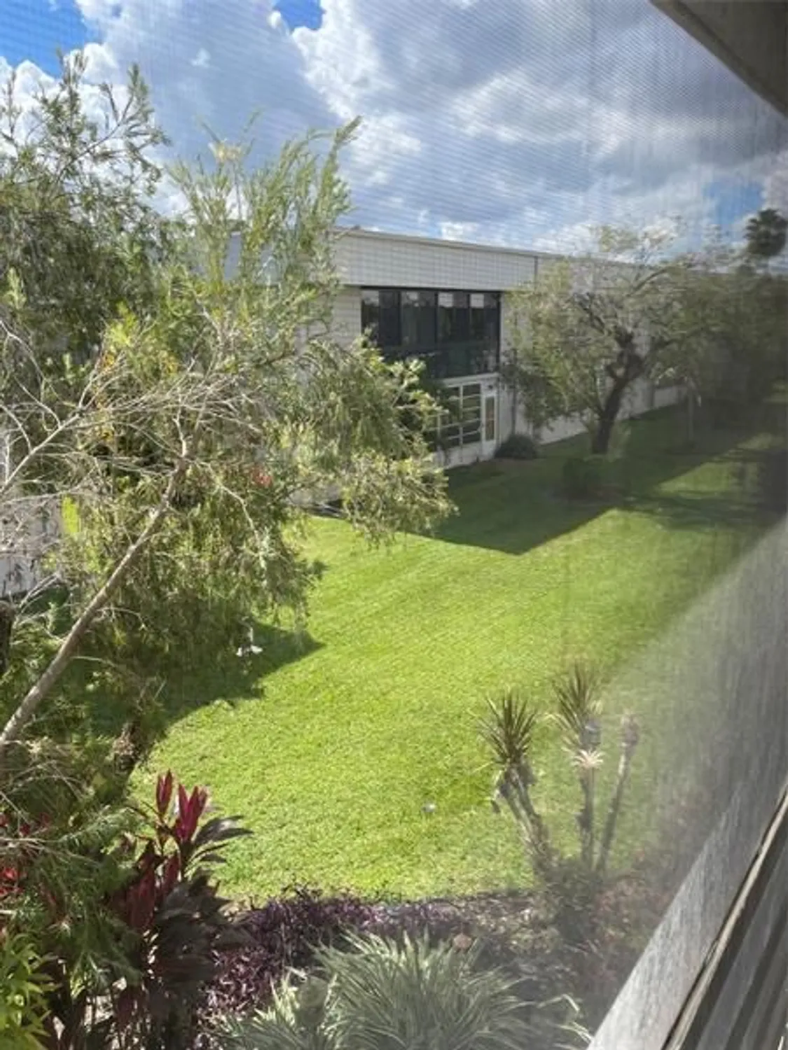 Property Slideshow image 2 of 25 | 140 capri c # 140, Delray Beach, FL, 33484