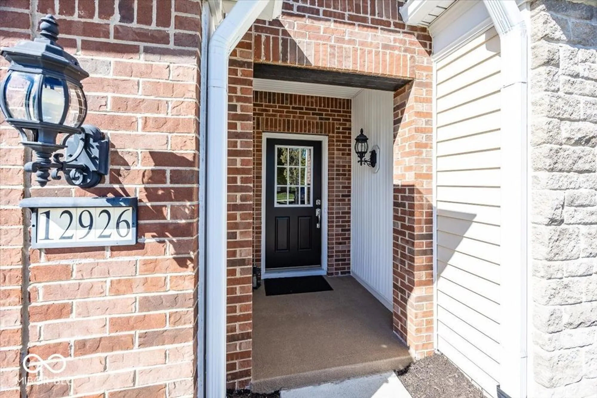 Property Slideshow image 3 of 54 | 12926 venito trl, Fishers, IN, 46037