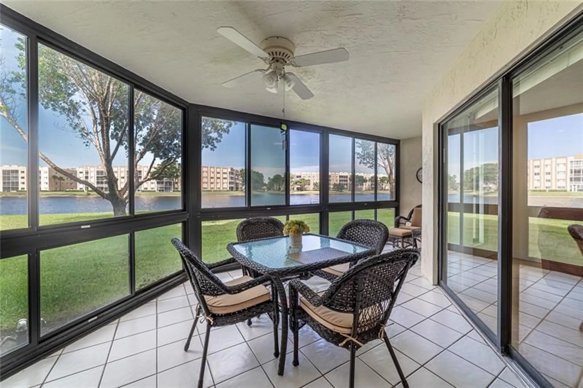 Property Slideshow image 23 of 50 | 7312 fairfax dr 102, Tamarac, FL, 33321