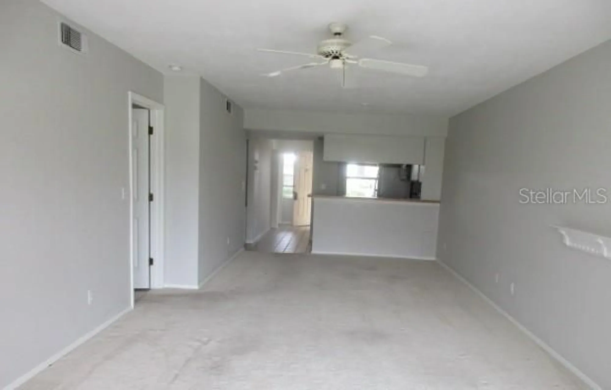 Property Slideshow image 4 of 14 | 429 cerromar ln 353, Venice, FL, 34293