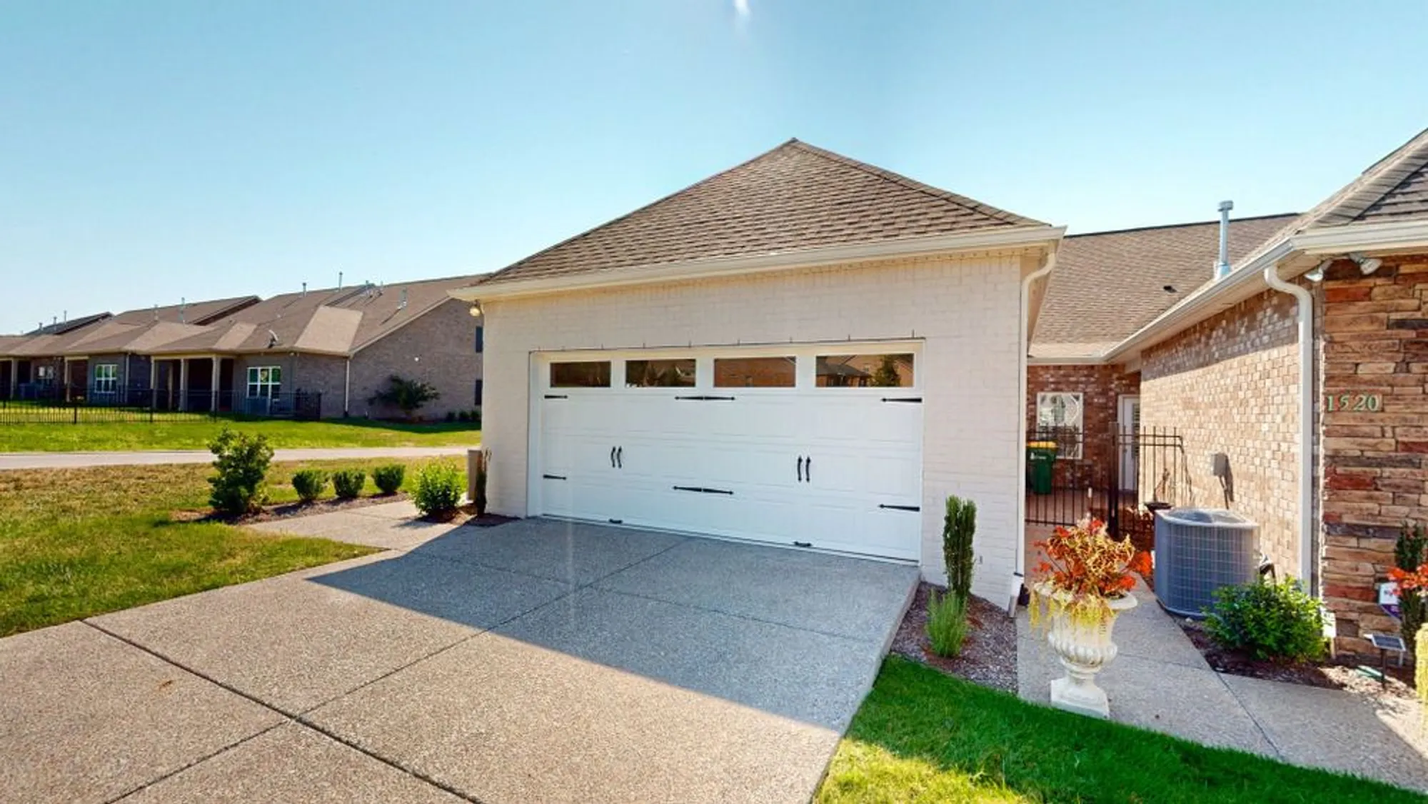 Property Slideshow image 6 of 47 | 1518 cedarbrooke ln, Lebanon, TN, 37090