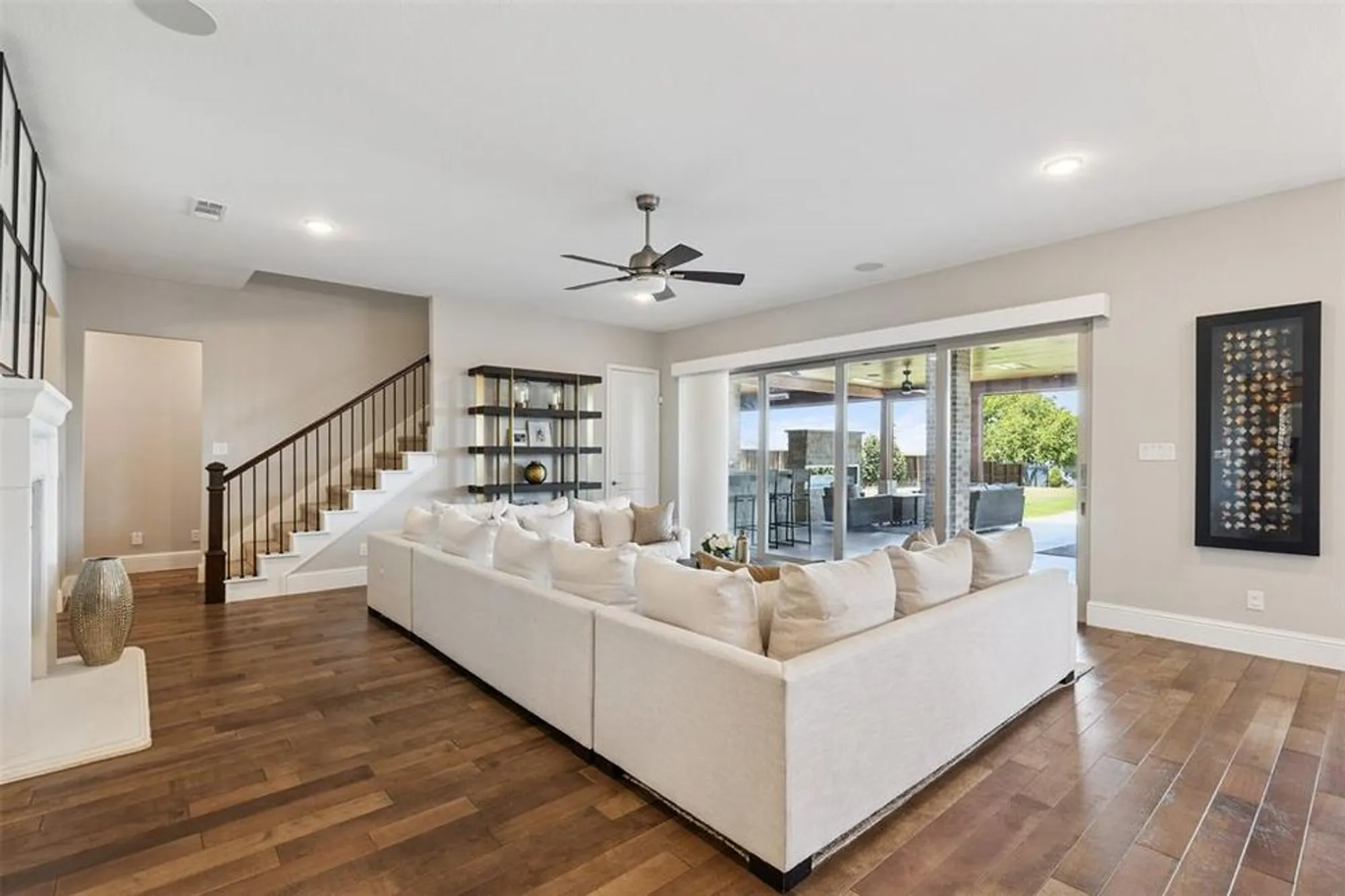 Property Slideshow image 17 of 40 | 7740 castlebridge, The Colony, TX, 75056