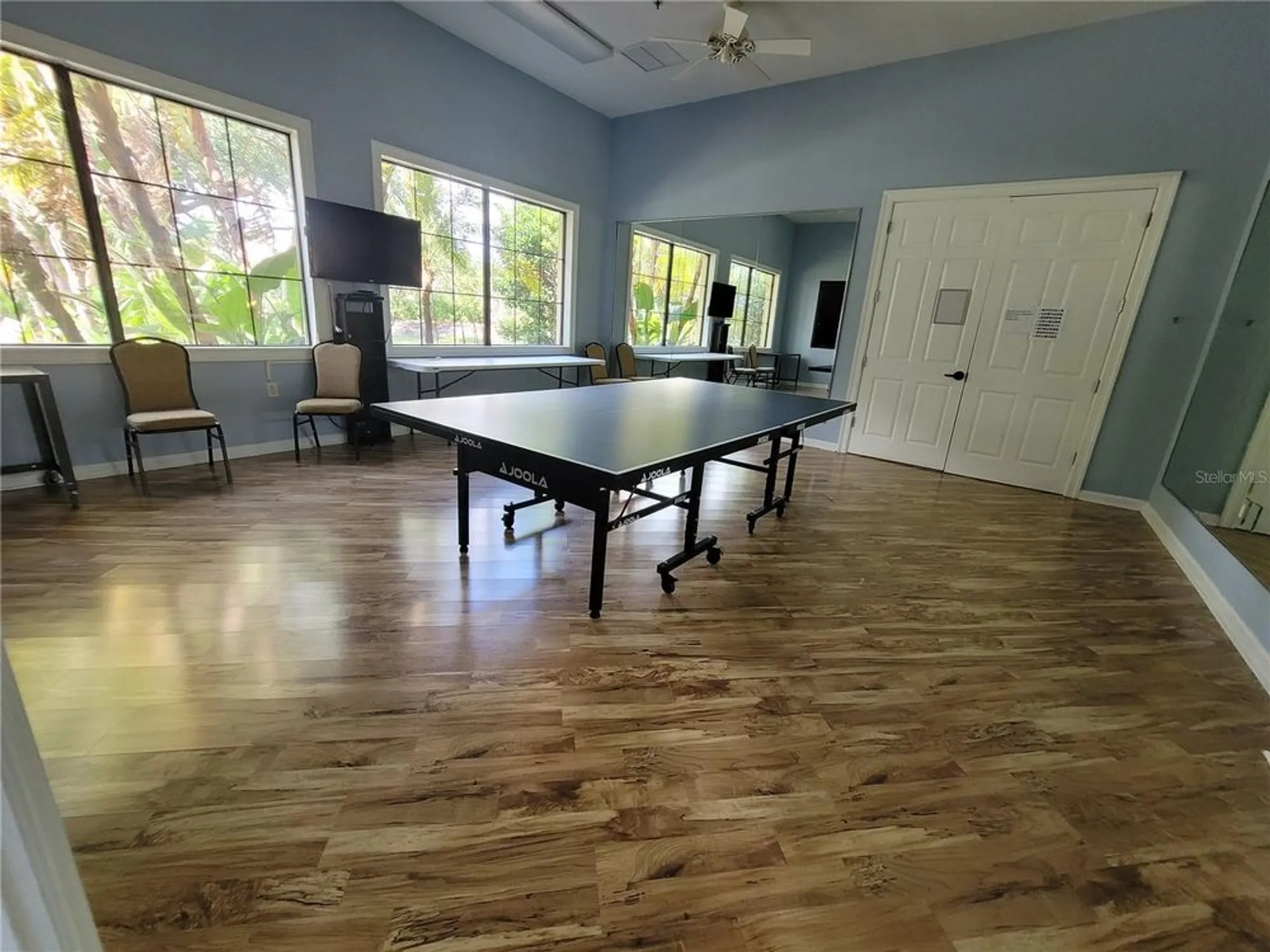 Property Slideshow image 78 of 100 | 303 bluewater falls ct, Apollo Beach, FL, 33572