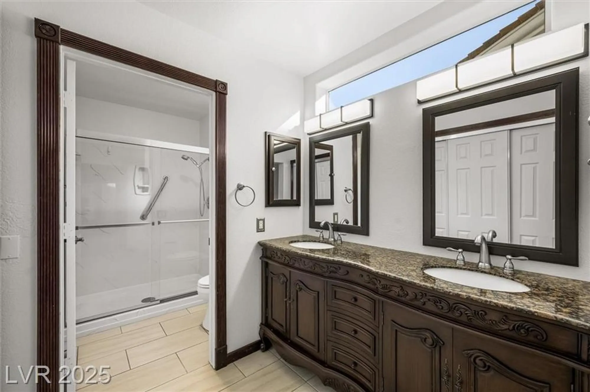 Property Slideshow image 27 of 52 | 2725 byron dr, Las Vegas, NV, 89134