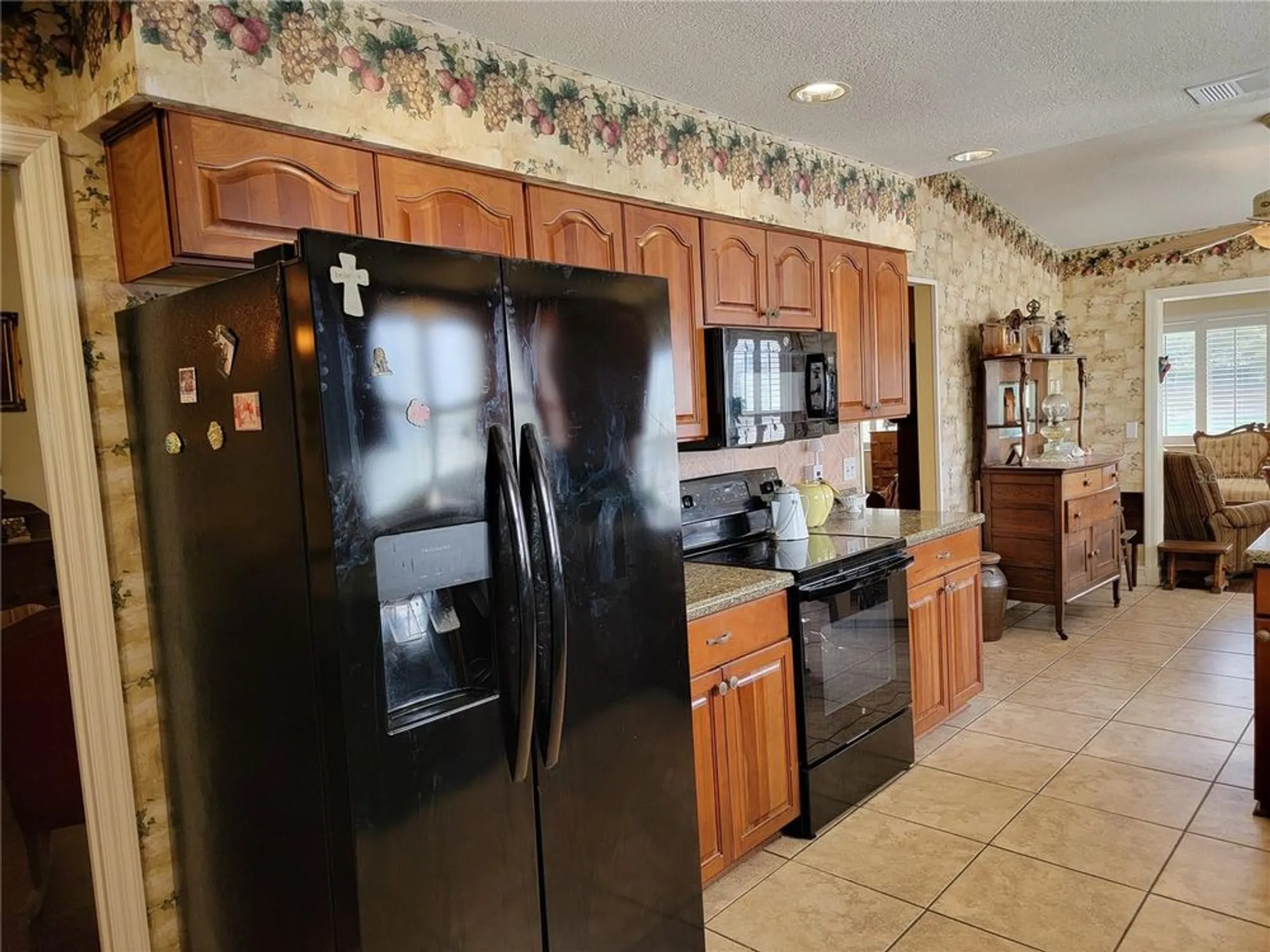 Property Slideshow image 13 of 40 | 3535 saddlebrook way, Lakeland, FL, 33810