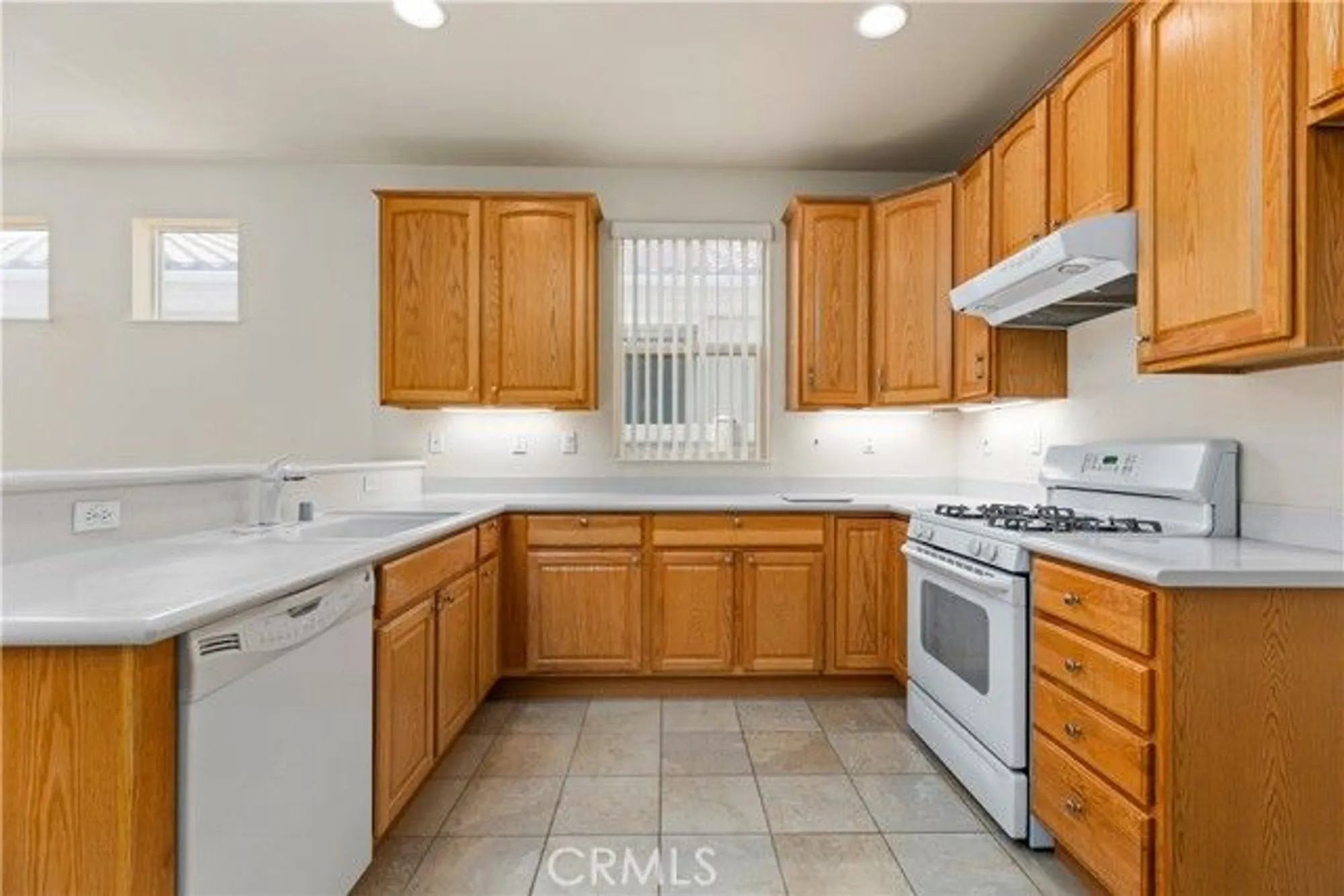 Property Slideshow image 11 of 35 | 1729 desert poppy ln, Beaumont, CA, 92223
