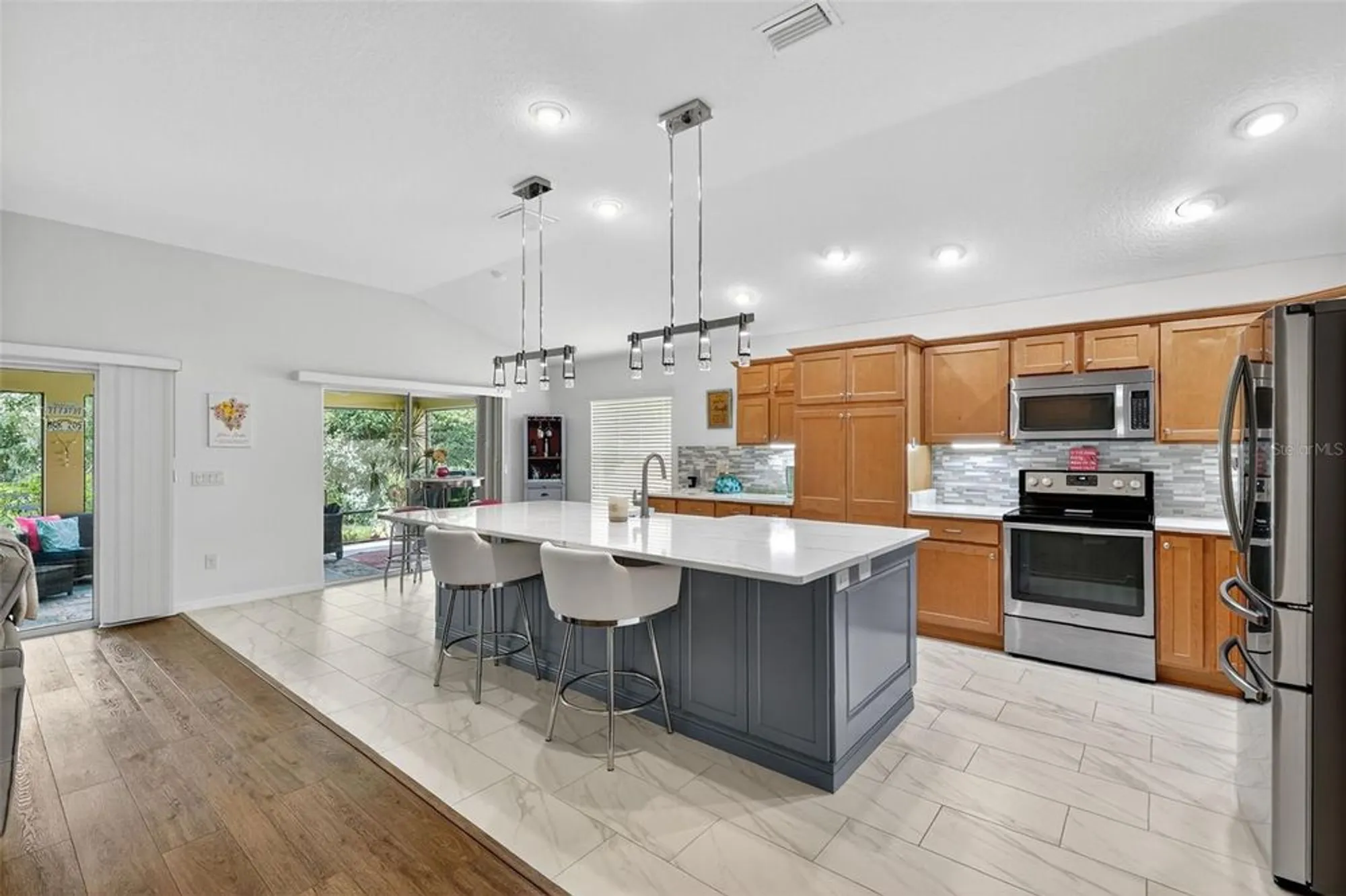 Property Slideshow image 20 of 54 | 10063 lake miona way, Oxford, FL, 34484