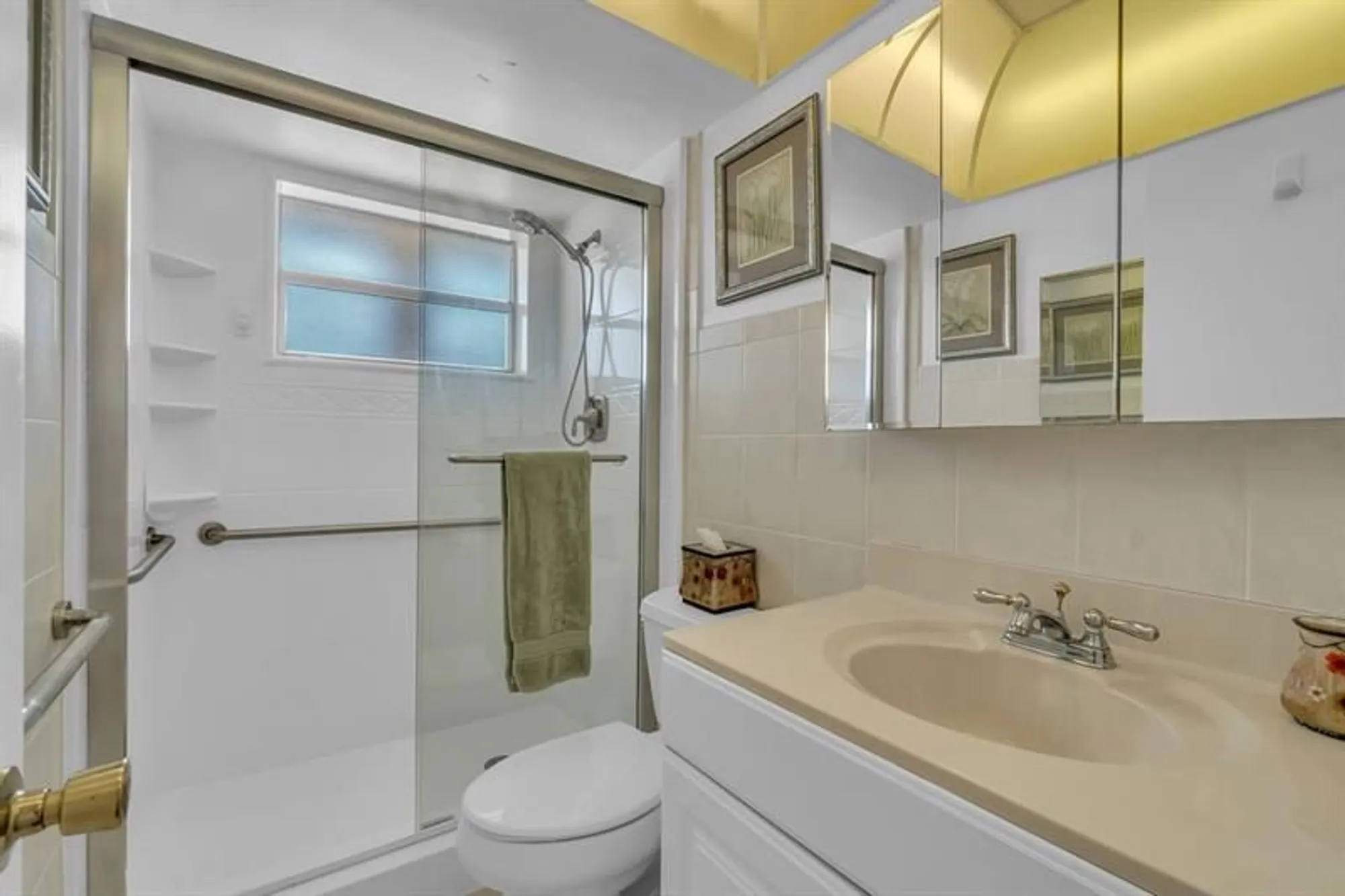 Property Slideshow image 20 of 38 | 6890 royal palm blvd 203h, Margate, FL, 33063