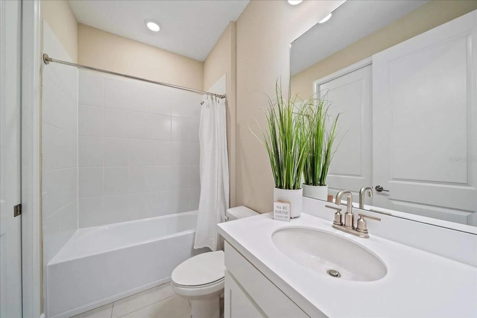 Property Slideshow image 27 of 38 | 6120 plateau ct, Bradenton, FL, 34203