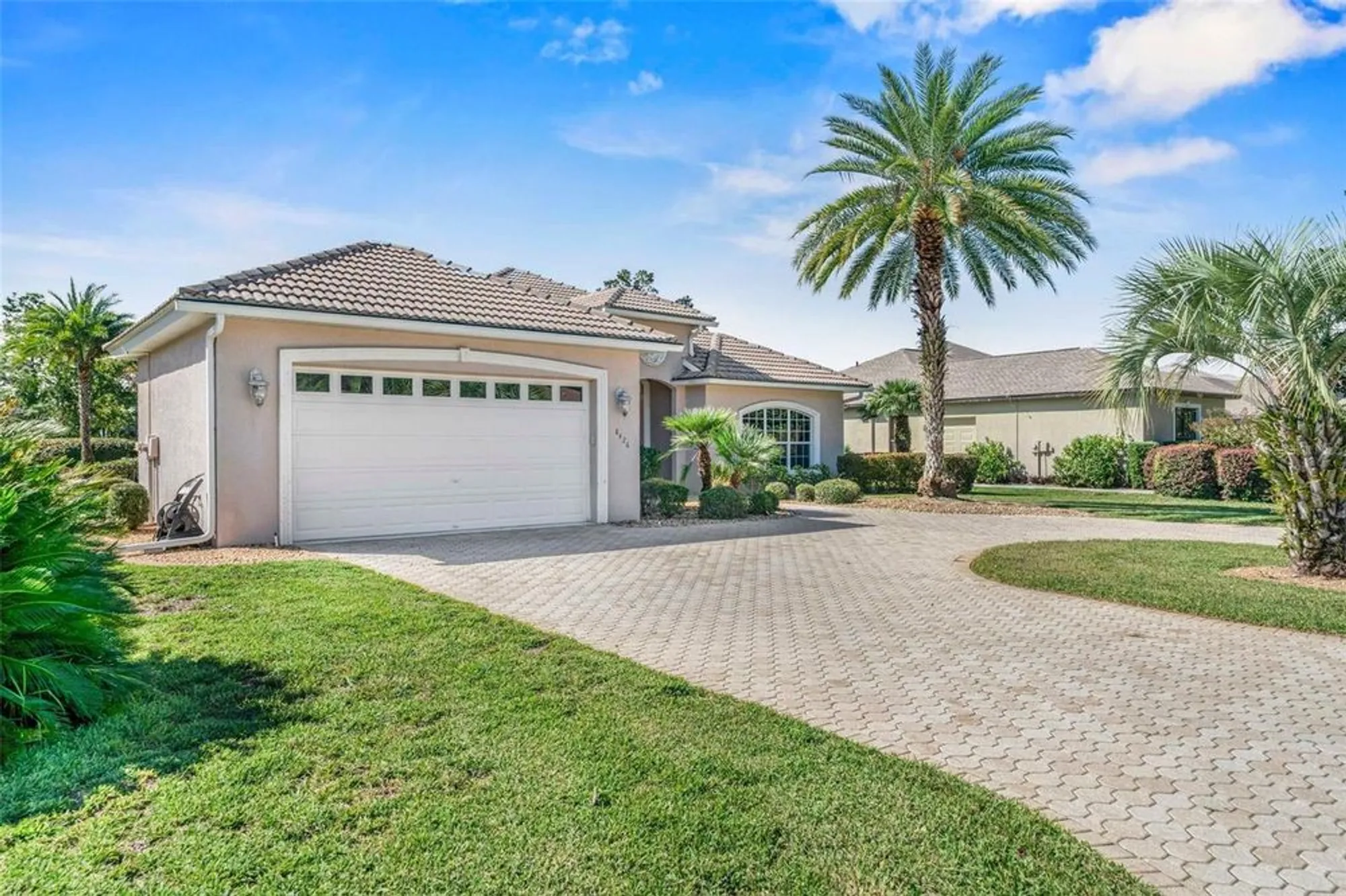 Property Slideshow image 5 of 73 | 8426 charleston dr, Weeki Wachee, FL, 34613