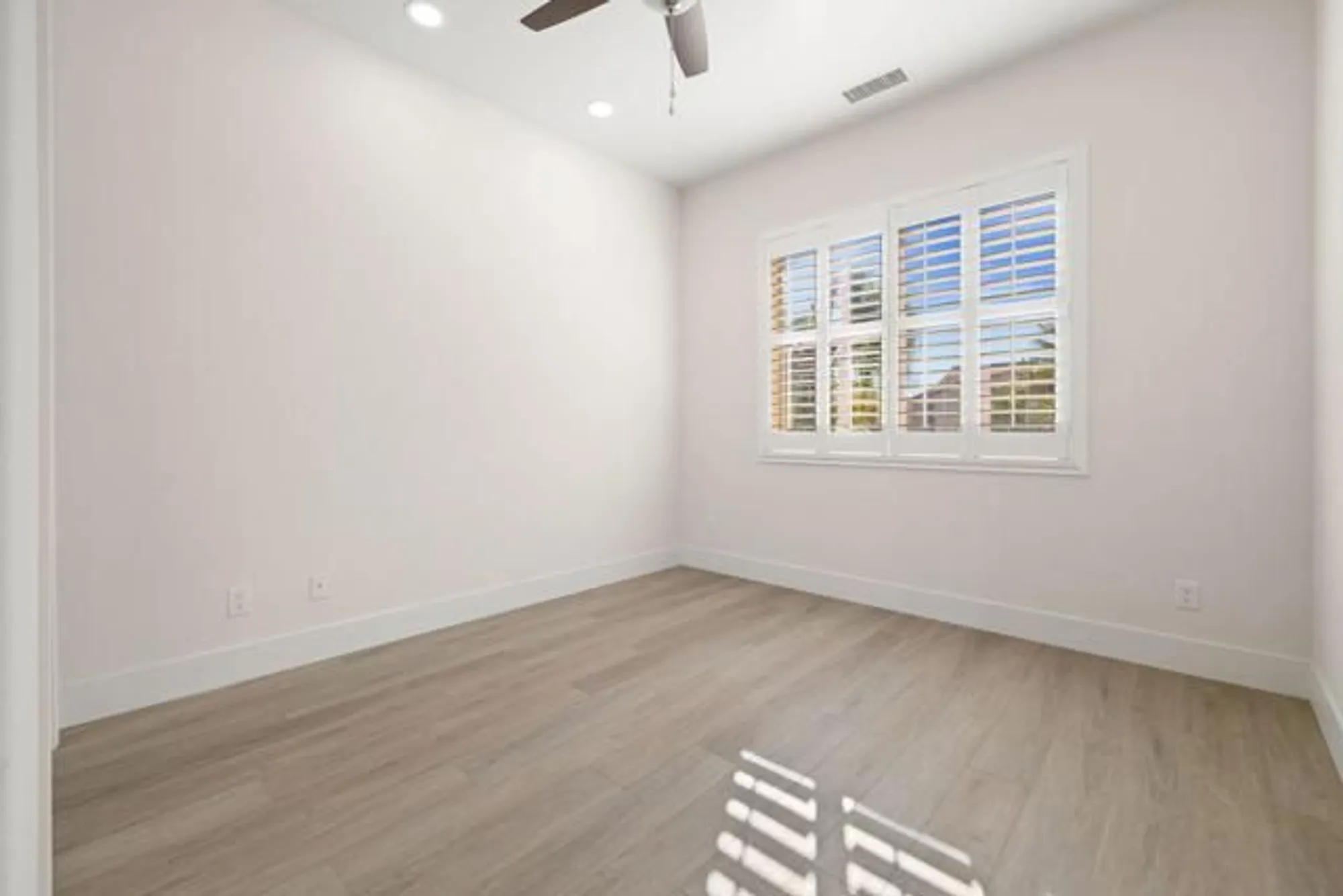 Property Slideshow image 30 of 50 | 80578 hoylake dr, Indio, CA, 92201