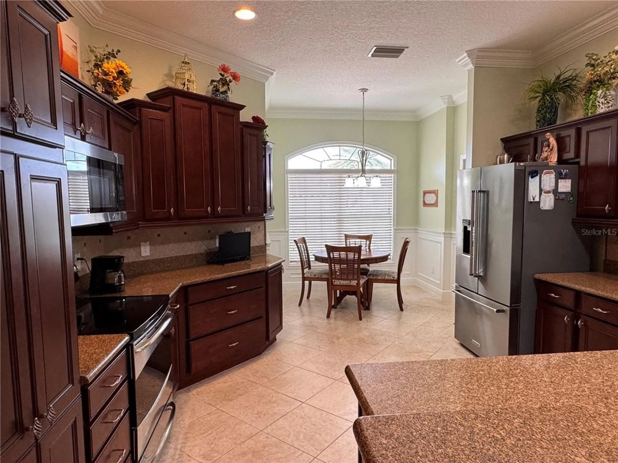 Property Slideshow image 5 of 37 | 2005 markridge loop, The Villages, FL, 32162