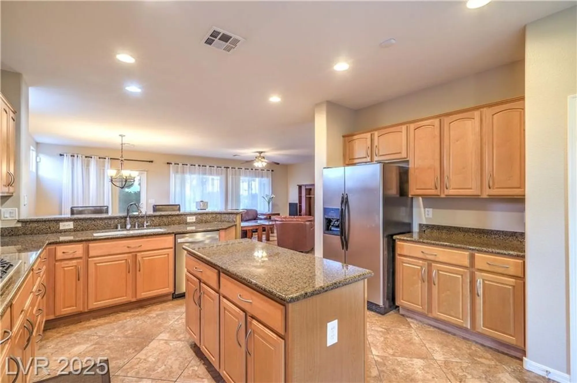 Property Slideshow image 10 of 52 | 2148 shadow canyon dr, Henderson, NV, 89044