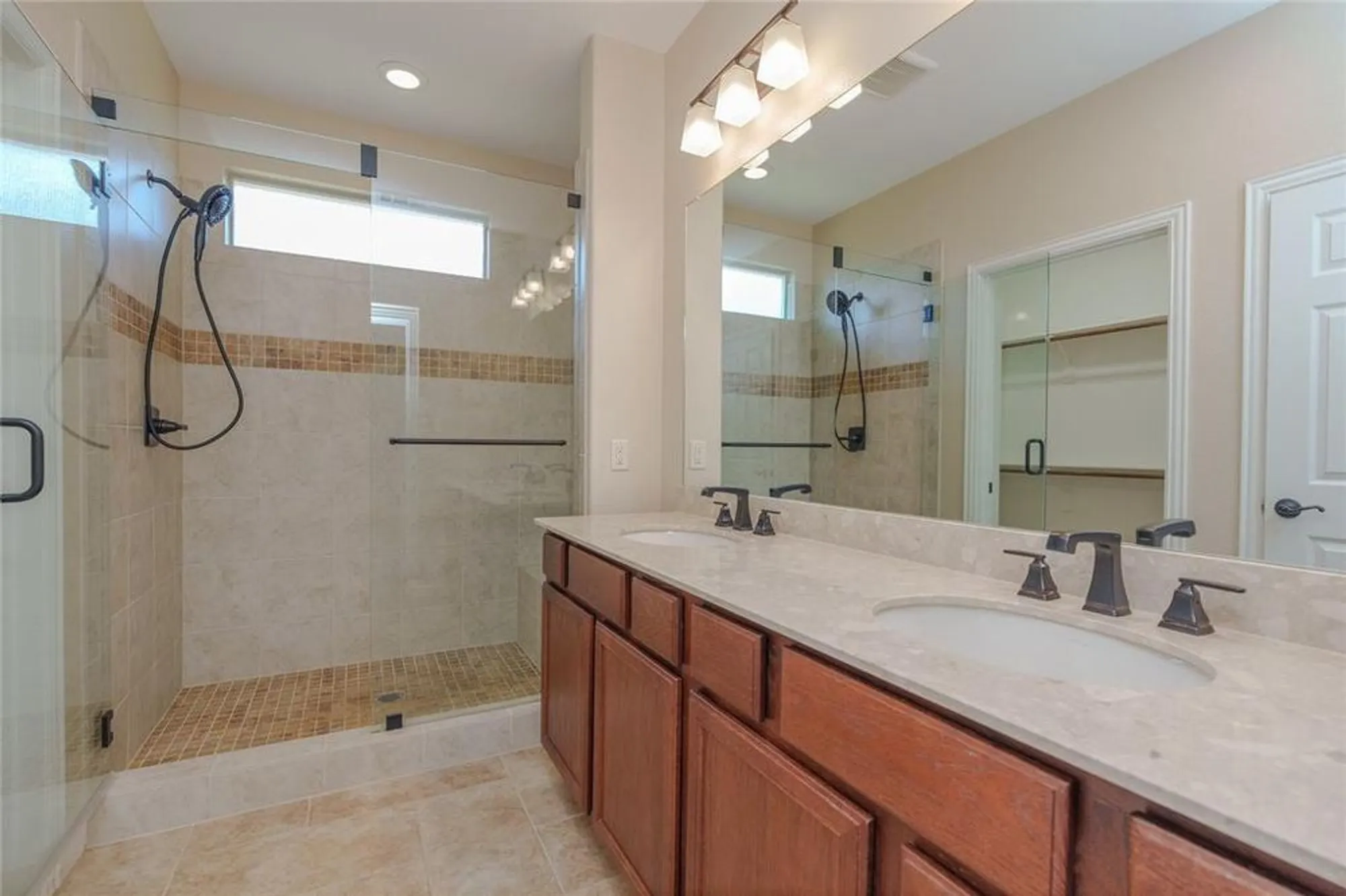 Property Slideshow image 29 of 36 | 12813 pumice ln, Denton, TX, 76207