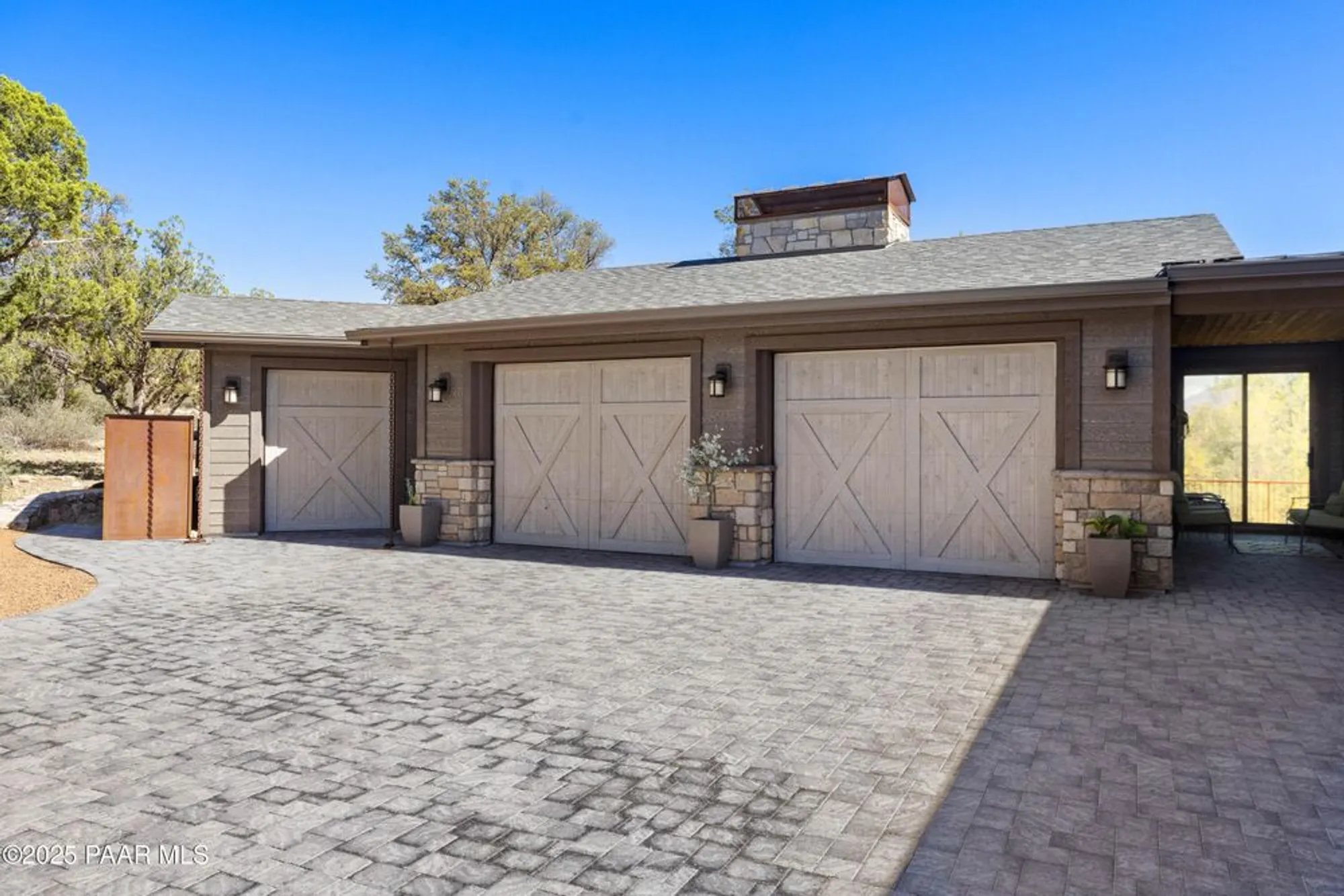 Property Slideshow image 10 of 60 | 12145 w cooper morgan trl, Prescott, AZ, 86305