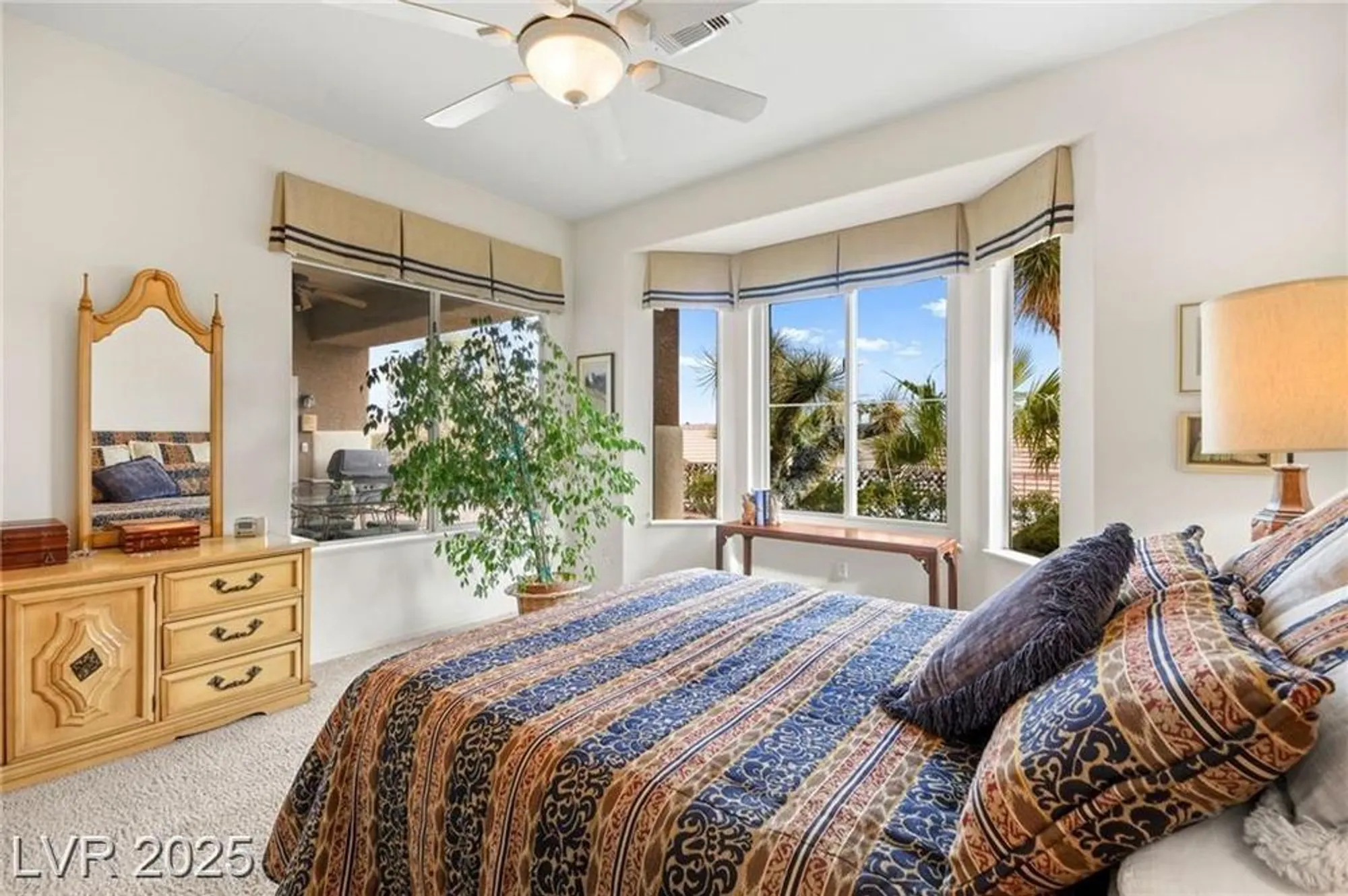 Property Slideshow image 25 of 71 | 482 bonnie brook pl, Henderson, NV, 89012
