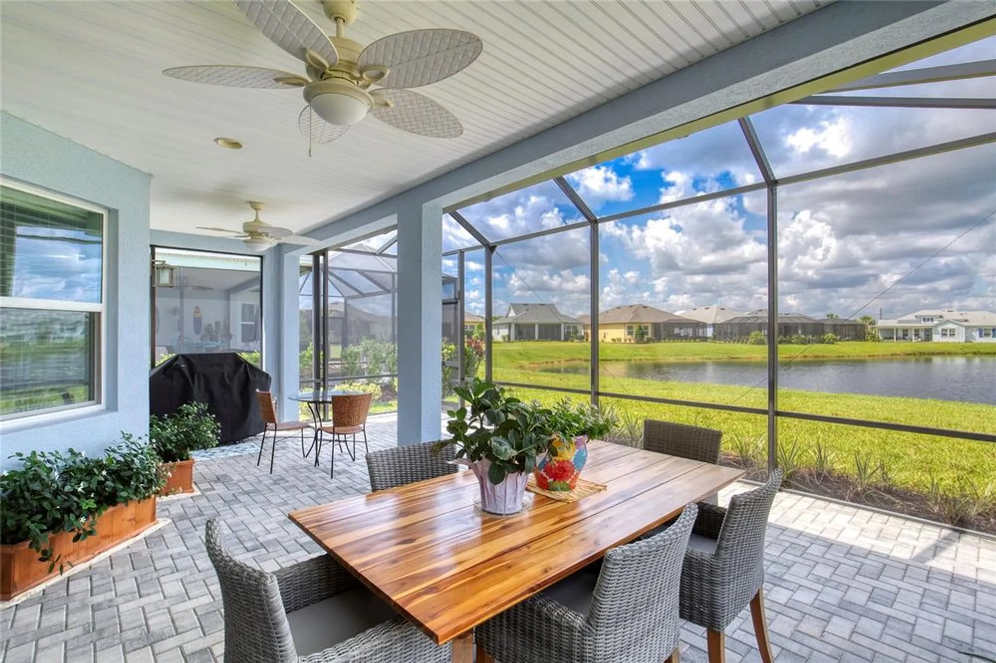 Property Slideshow image 3 of 50 | 213 cheeseburger dr, Daytona Beach, FL, 32124