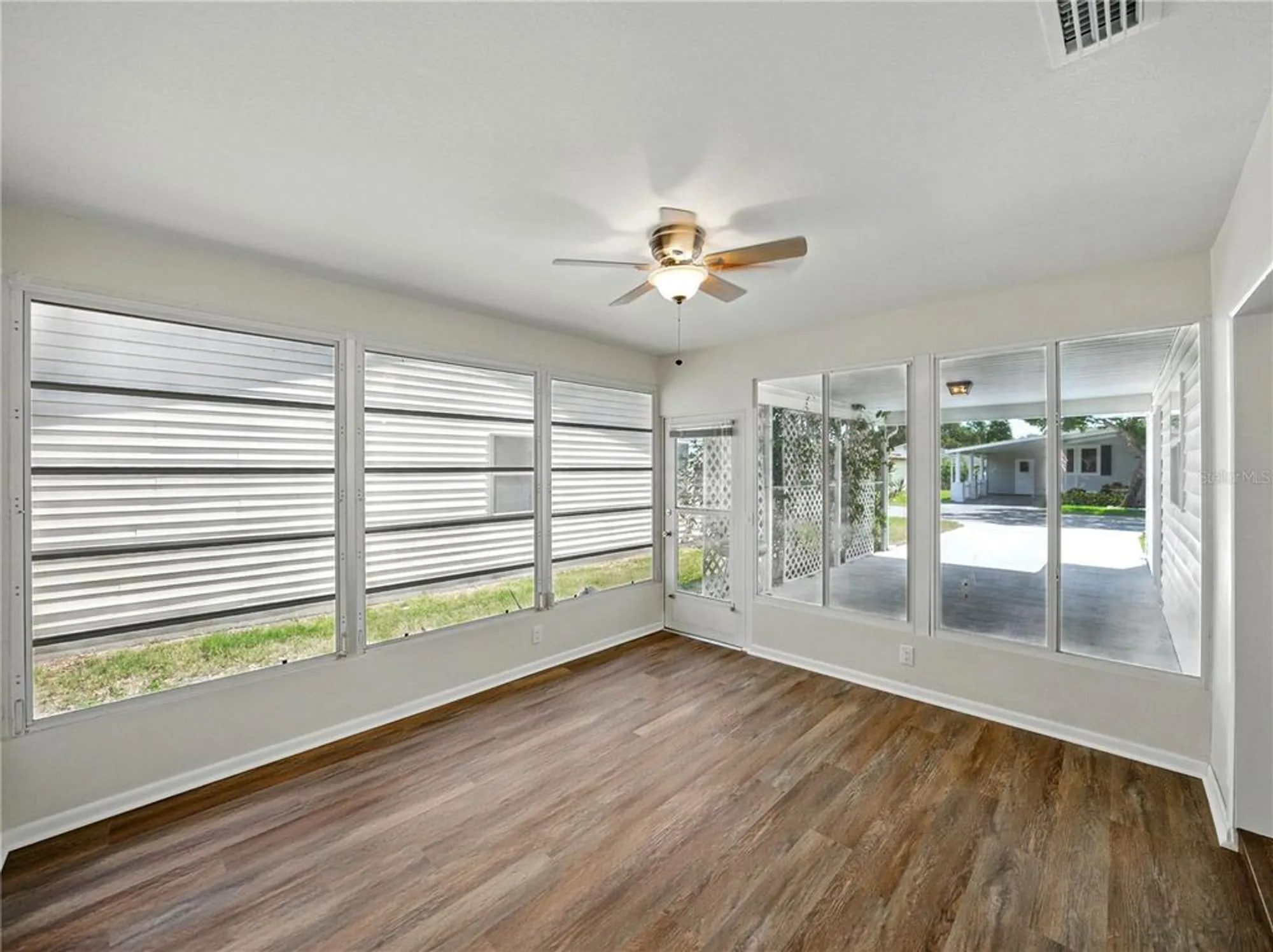 Property Slideshow image 21 of 55 | 4965 goldenview ln, Lakeland, FL, 33811