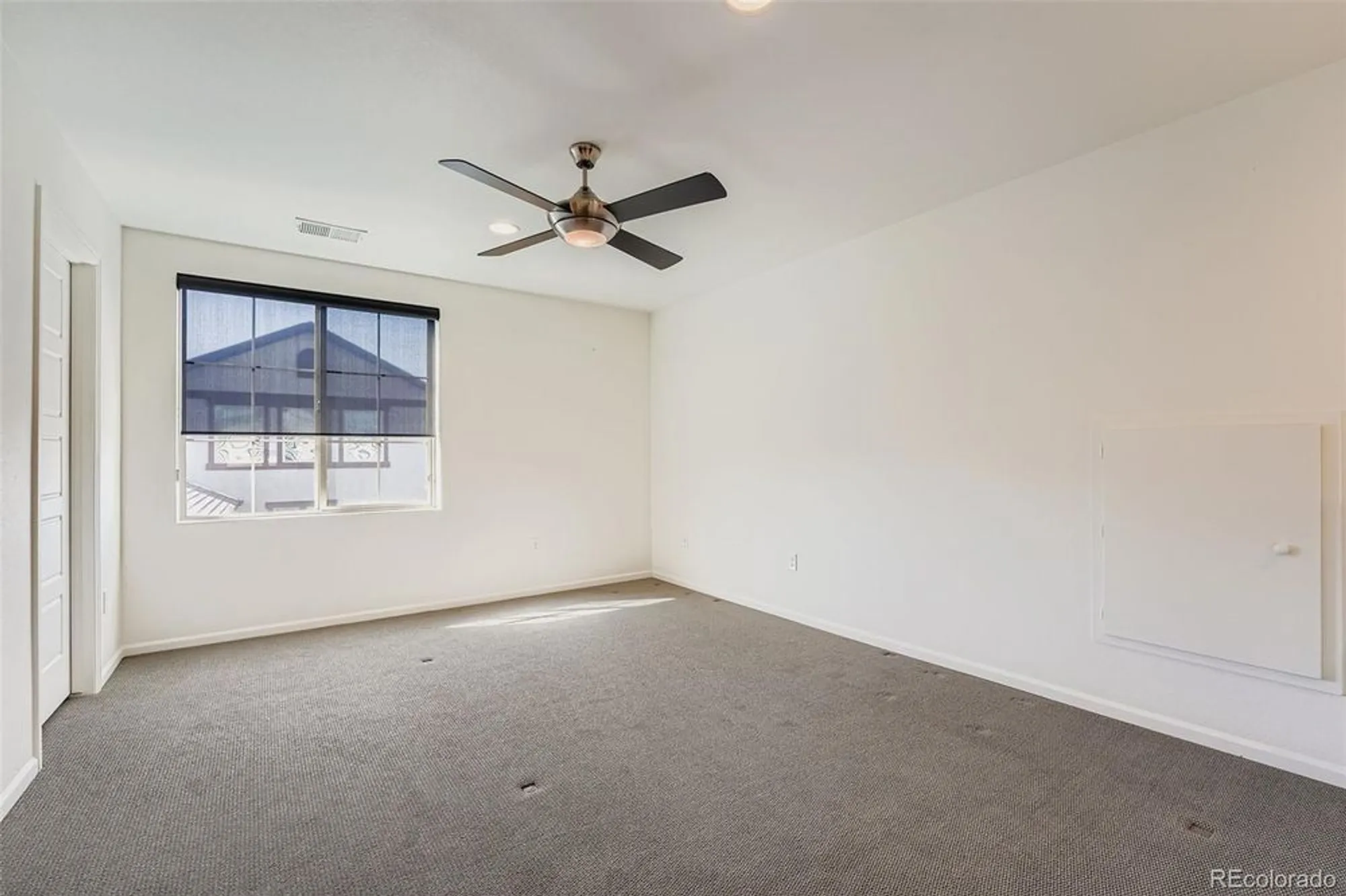 Property Slideshow image 22 of 30 | 19523 e 54th ave, Denver, CO, 80249