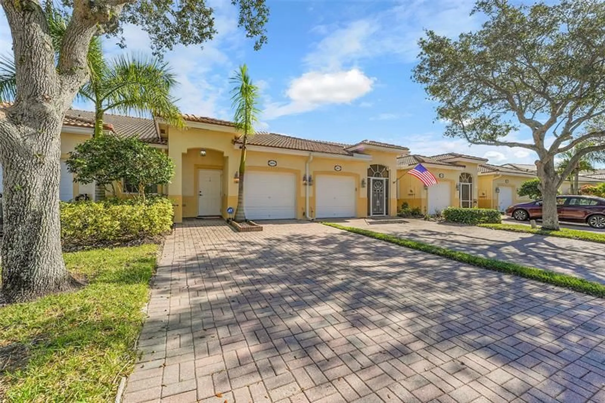 Property Slideshow image 3 of 36 | 9815 galleon dr, West Palm Beach, FL, 33411