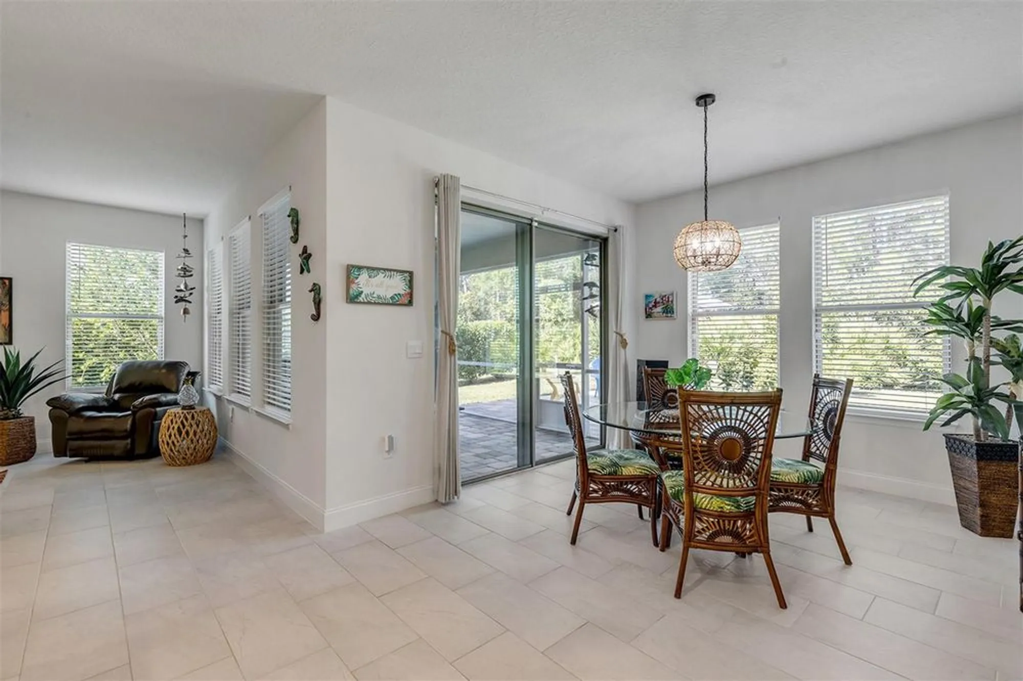 Property Slideshow image 28 of 91 | 2885 monaghan dr, Ormond Beach, FL, 32174