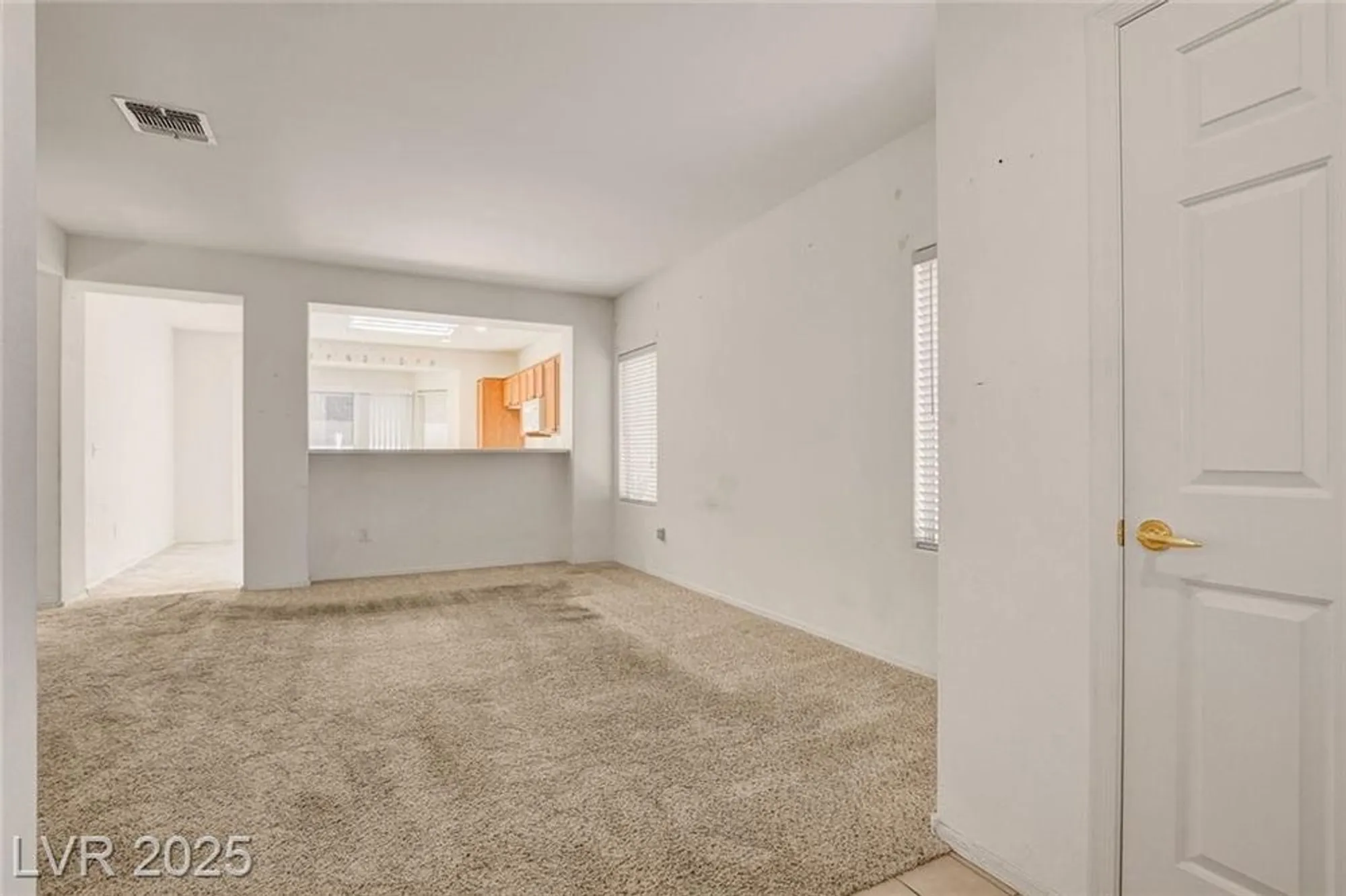 Property Slideshow image 7 of 45 | 2839 sapphire desert dr, Henderson, NV, 89052