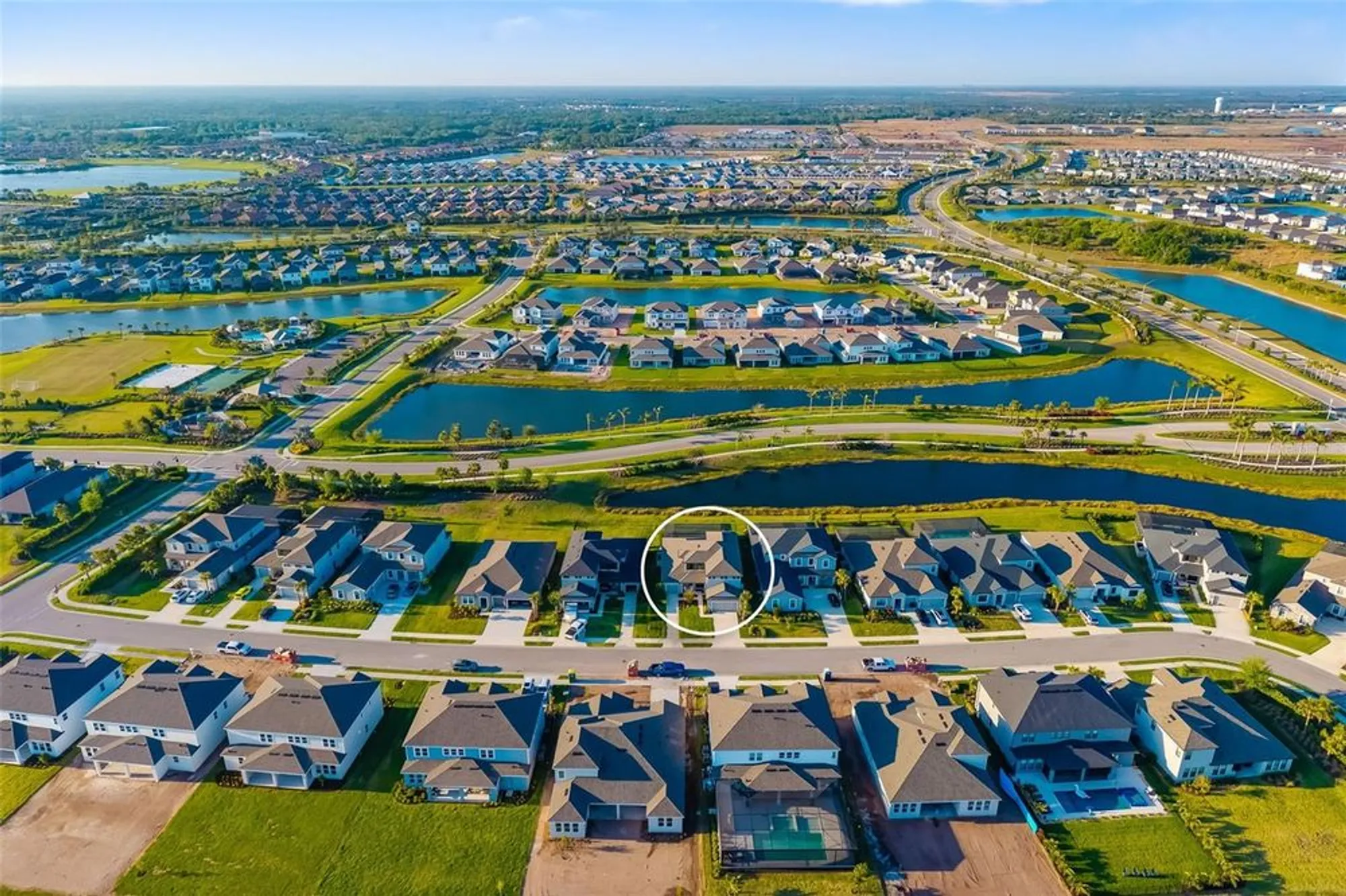 Property Slideshow image 8 of 61 | 16626 paynes mill dr, Lakewood Ranch, FL, 34211