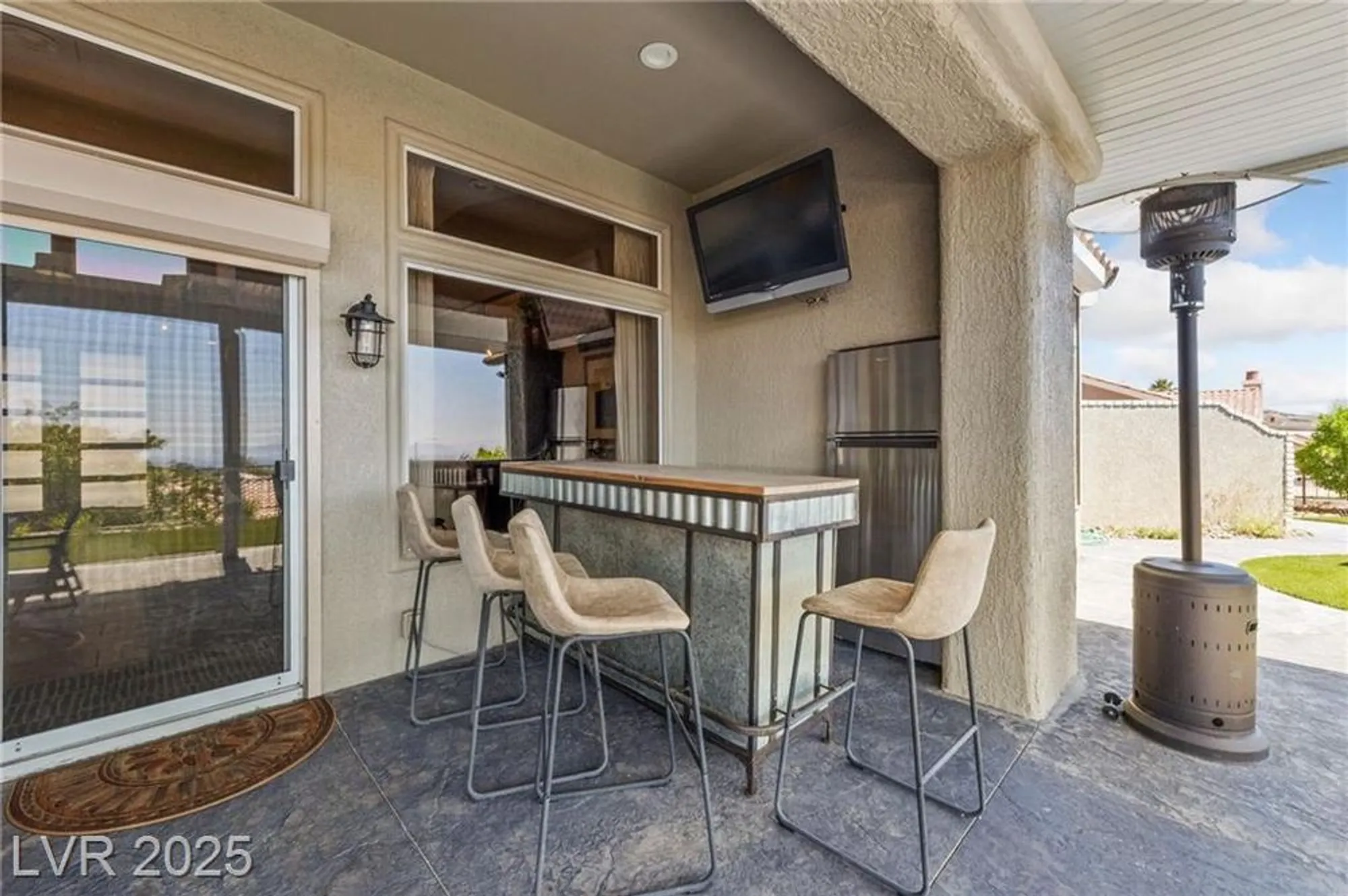 Property Slideshow image 16 of 69 | 2616 faiss dr, Las Vegas, NV, 89134
