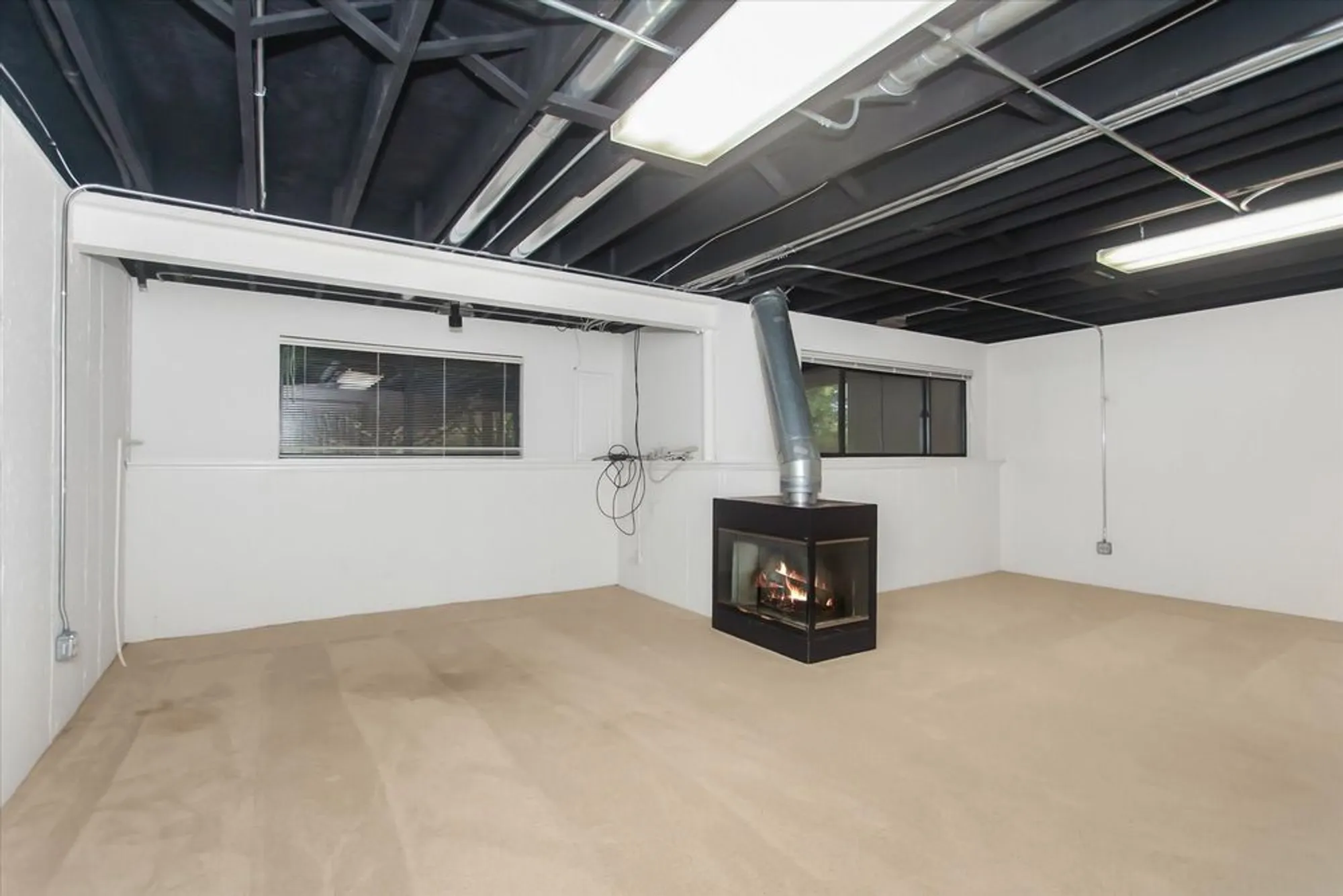 Property Slideshow image 20 of 32 | 928 longmeadow ct # 1016, Lake Barrington, IL, 60010