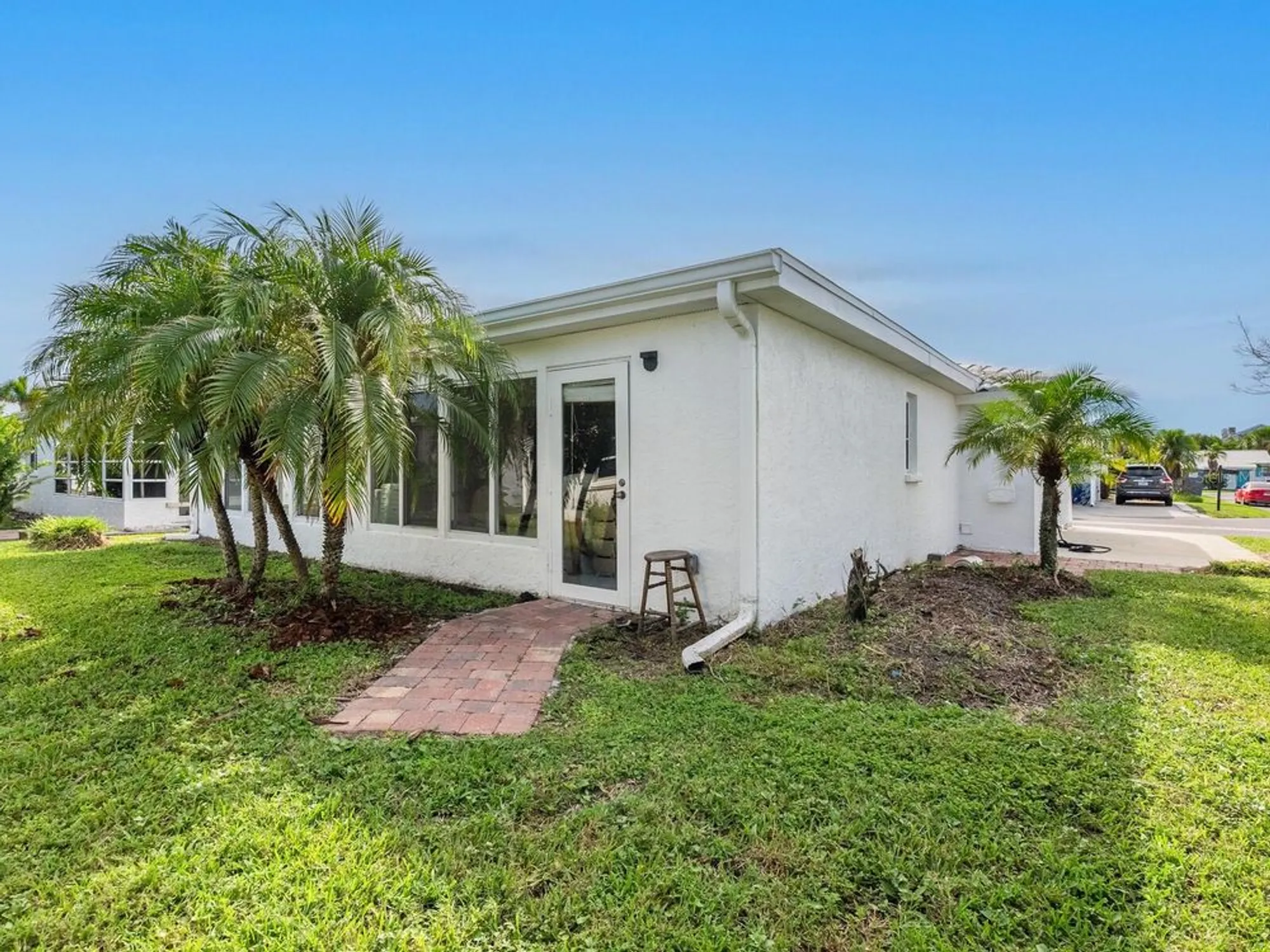 Property Slideshow image 17 of 41 | 667 el centro, Longboat Key, FL, 34228