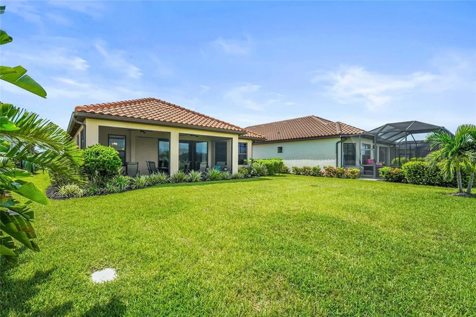 Property Slideshow image 49 of 84 | 6253 mesa gln, Bradenton, FL, 34203