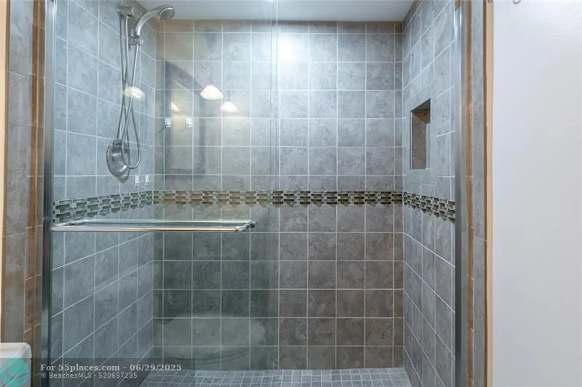 Property Slideshow image 22 of 39 | 2731 ne 14th street cswy 605, Pompano Beach, FL, 33062