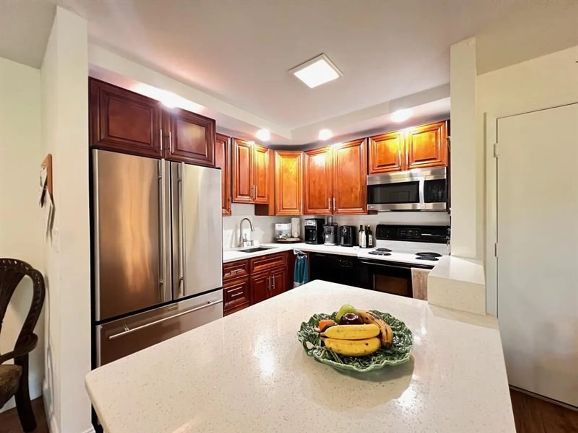 Property Slideshow image 13 of 17 | 9999 n belfort cir # 101, Tamarac, FL, 33321