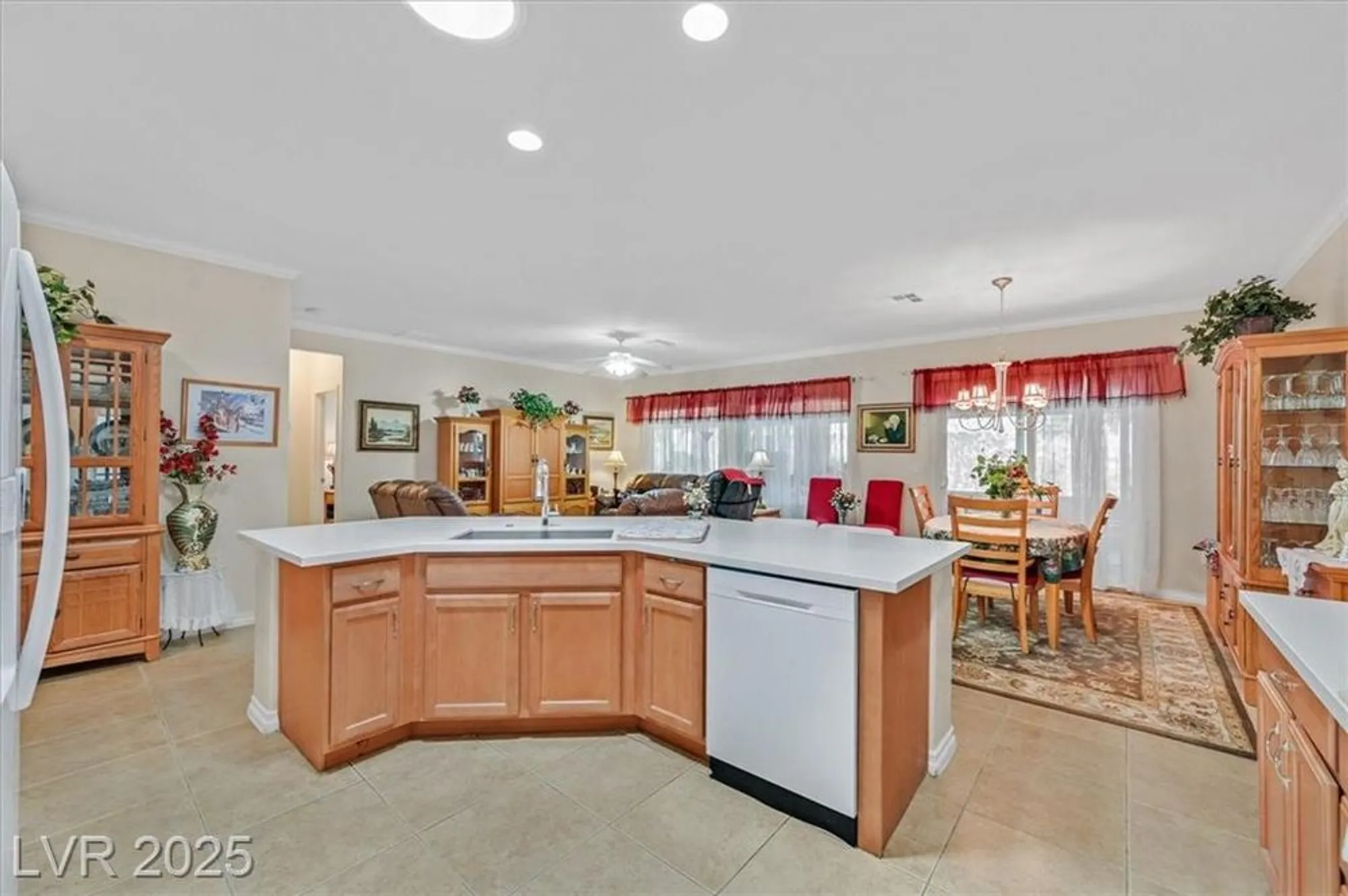 Property Slideshow image 6 of 34 | 7741 fruit dove st, North Las Vegas, NV, 89084