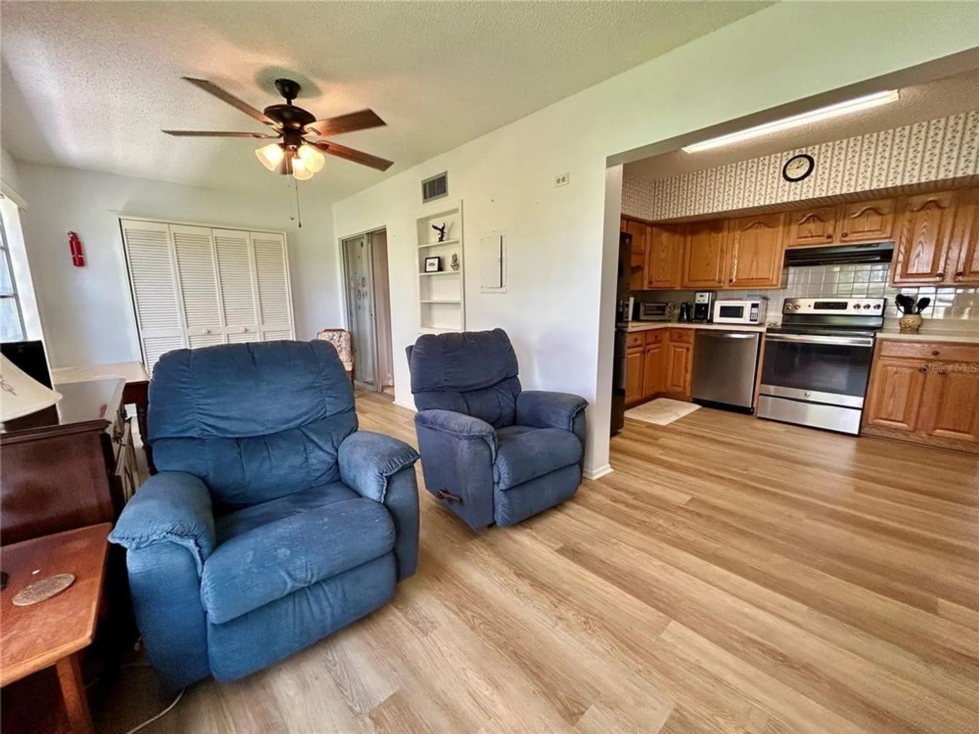 Property Slideshow image 15 of 50 | 2426 ecuadorian way 58, Clearwater, FL, 33763
