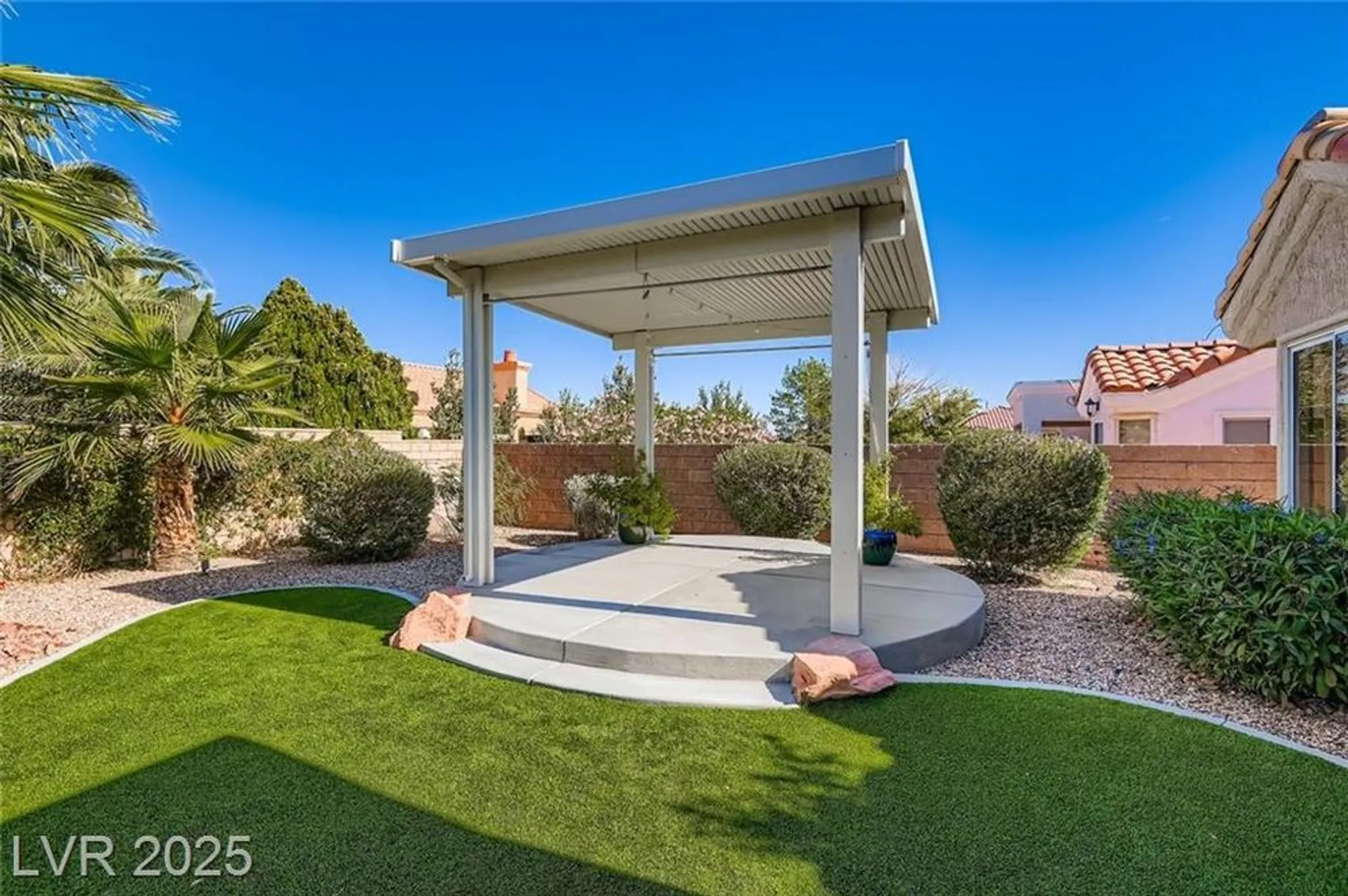 Property Slideshow image 25 of 28 | 9032 marble dr, Las Vegas, NV, 89134
