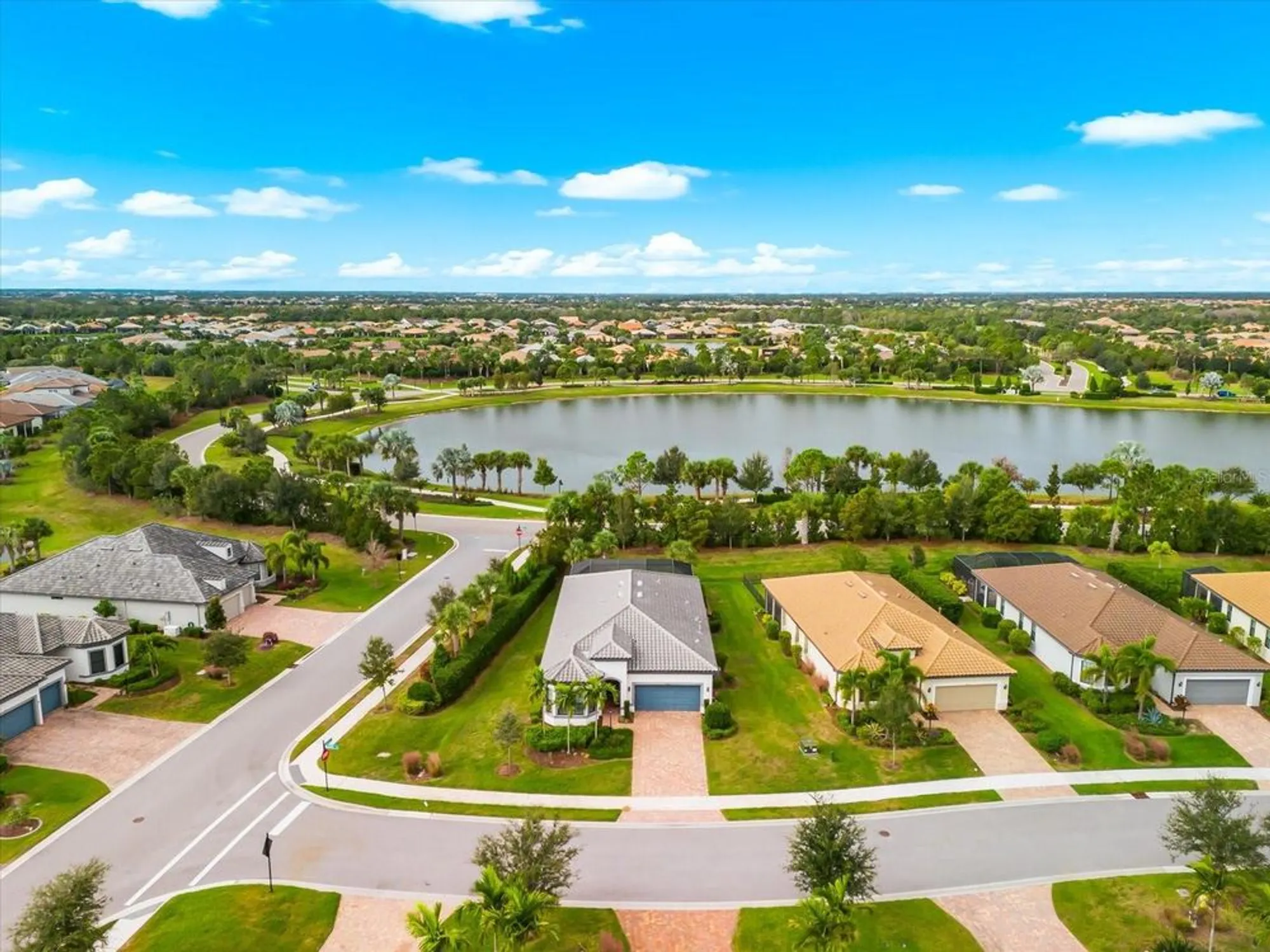 Property Slideshow image 56 of 100 | 7140 woodville cv, Bradenton, FL, 34202