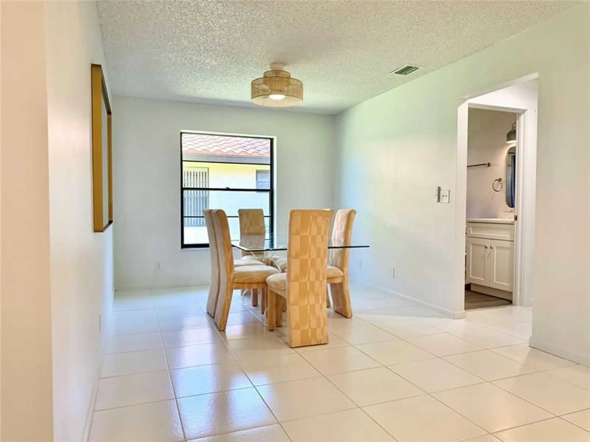 Property Slideshow image 26 of 51 | 5869 sunswept ln b, Boynton Beach, FL, 33437