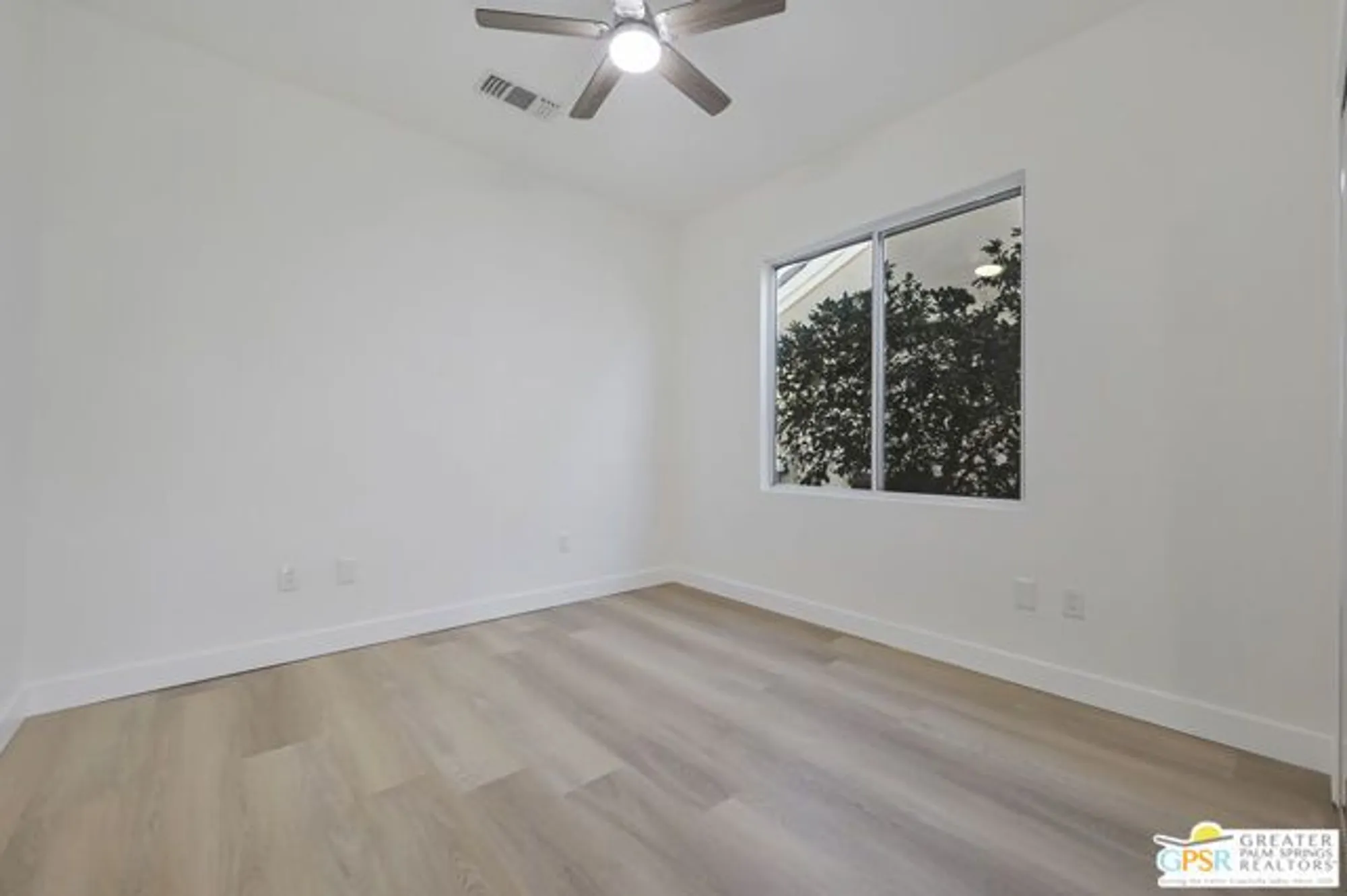 Property Slideshow image 19 of 43 | 35677 inverness ave, Palm Desert, CA, 92211